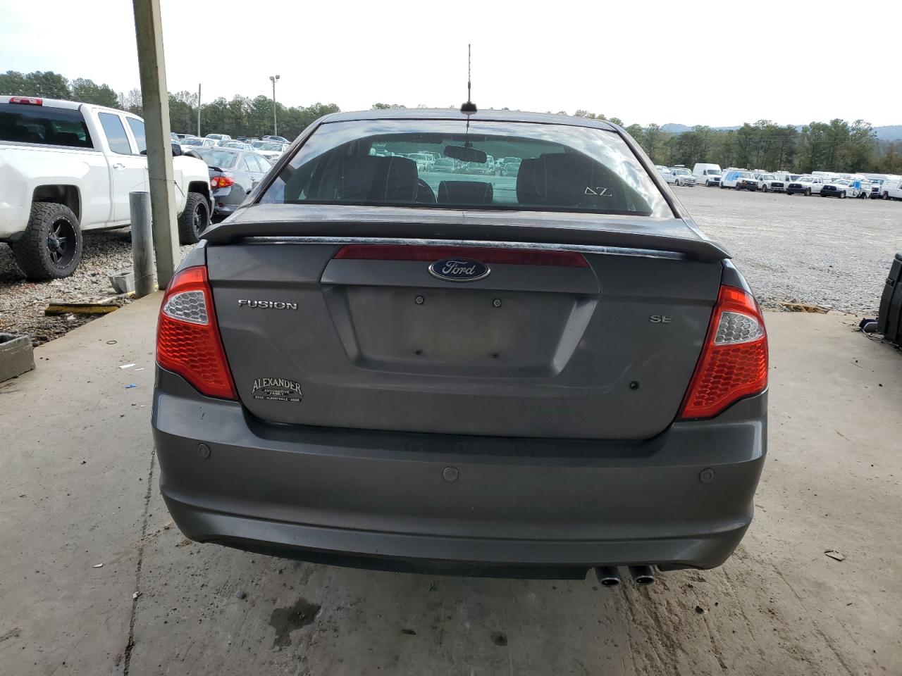 2011 Ford Fusion Se VIN: 3FAHP0HA3BR137261 Lot: 82616355