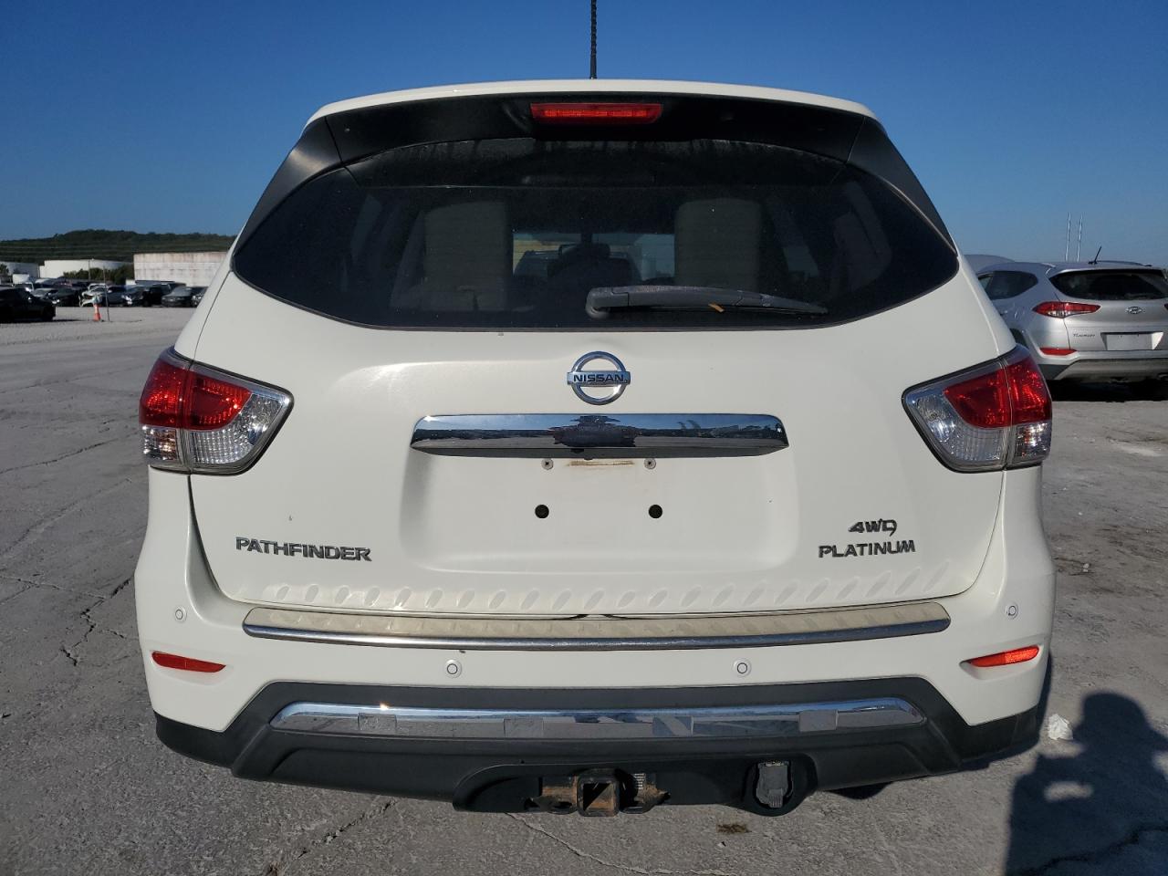 2014 Nissan Pathfinder S VIN: 5N1AR2MM4EC711107 Lot: 82232645