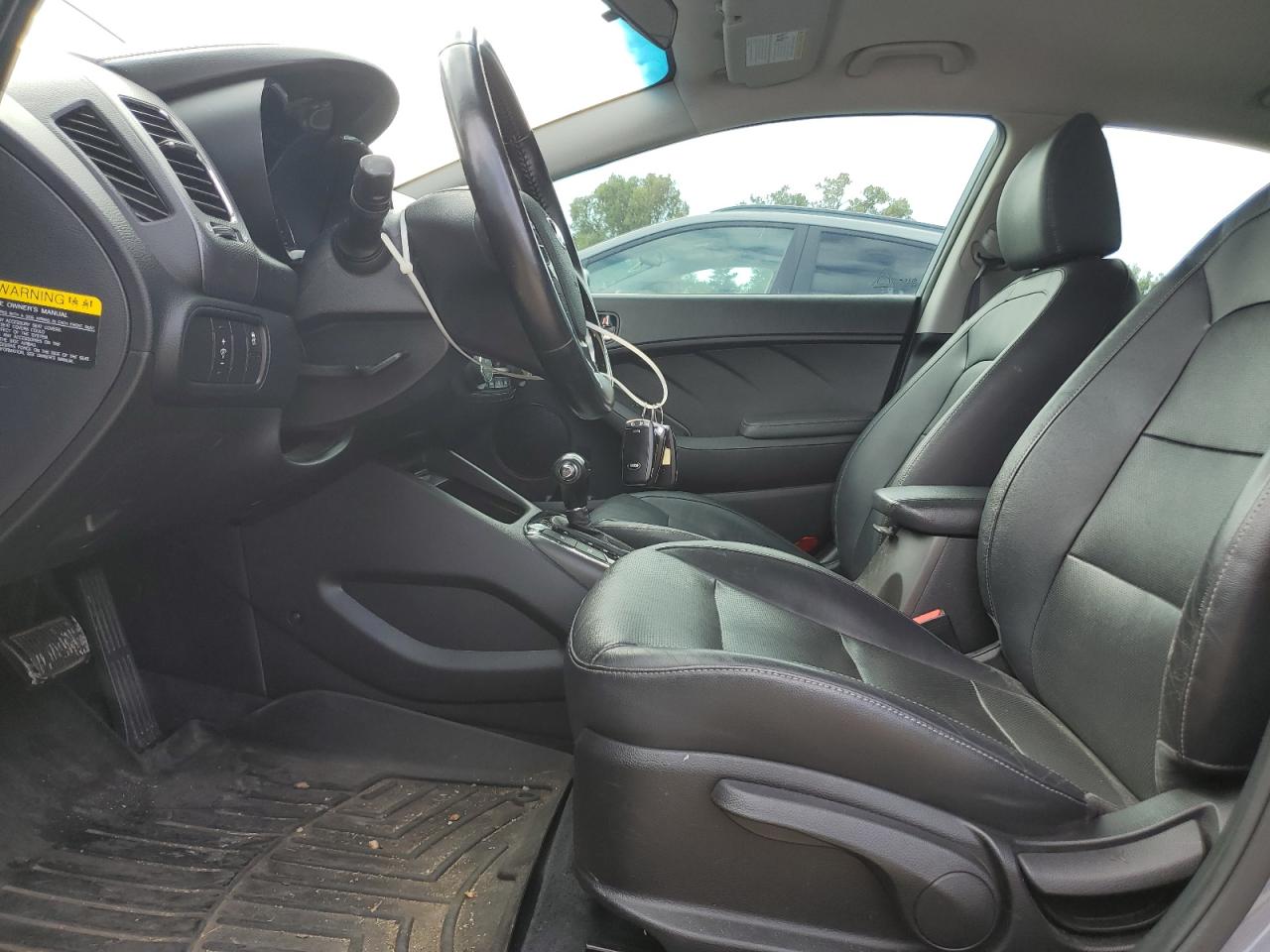 2017 Kia Forte Ex VIN: 3KPFL4A80HE037887 Lot: 81806625