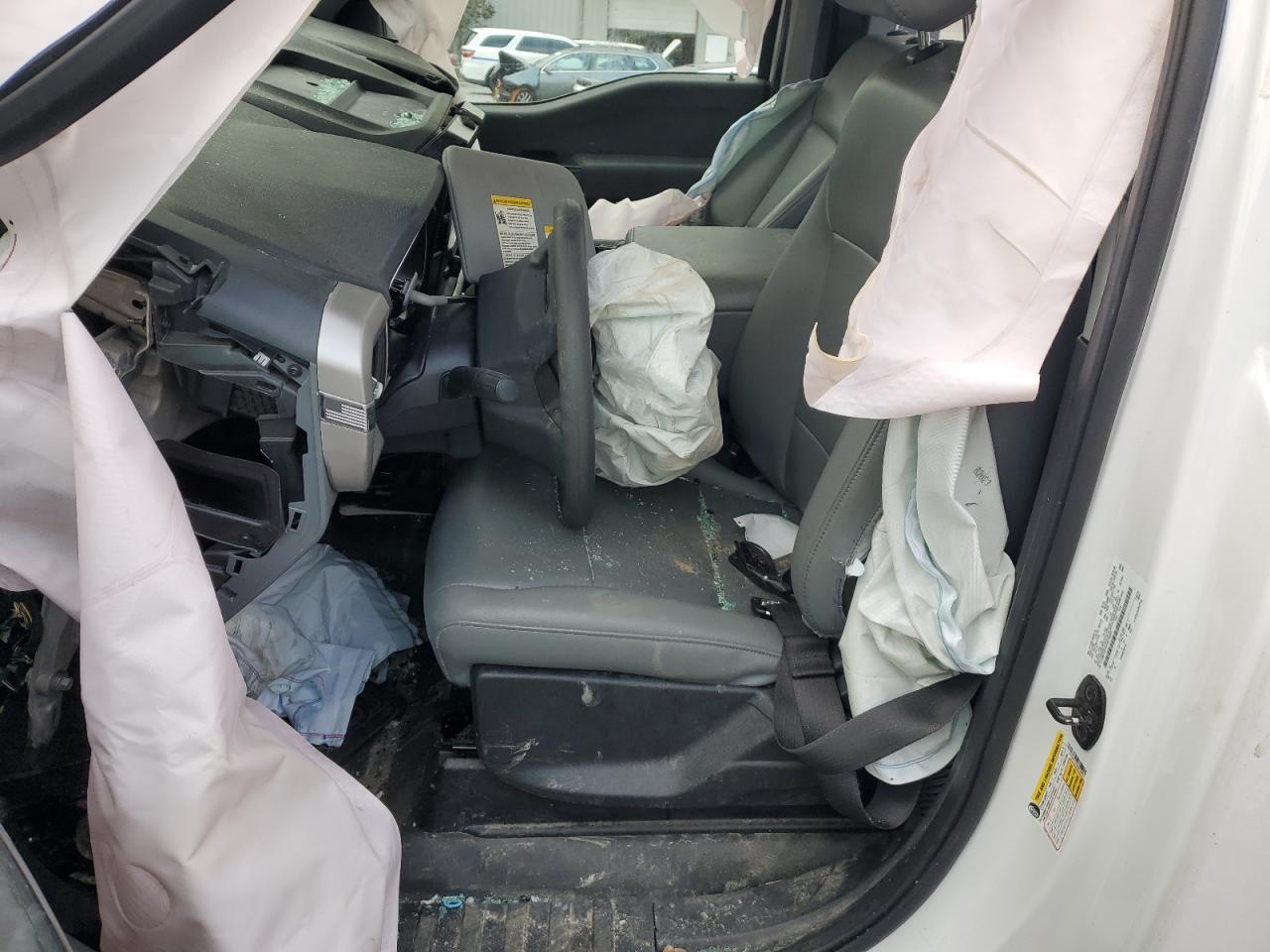 2023 Ford F150 VIN: 1FTMF1CPXPKF39027 Lot: 89724345