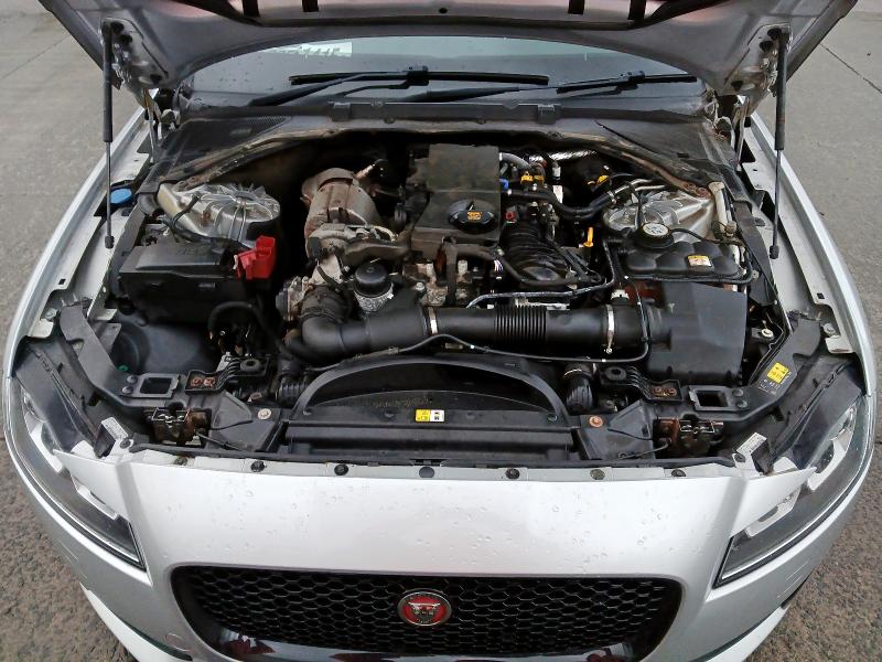 2019 JAGUAR XF 2.0D [180] R-SPORT 5DR AUTO