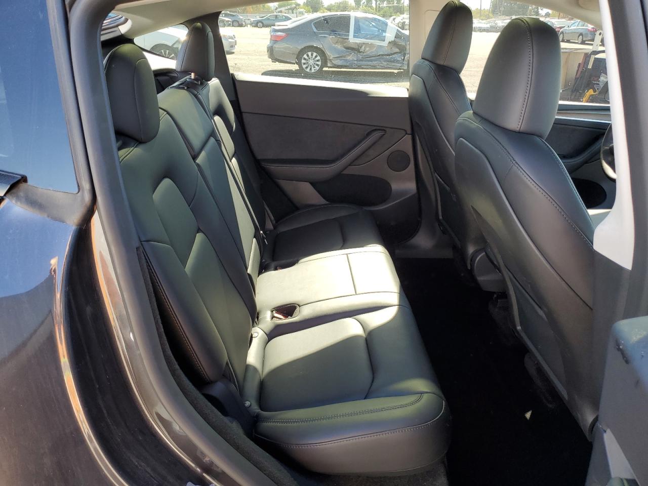 2024 Tesla Model Y VIN: 7SAYGDED7RF098964 Lot: 89918645