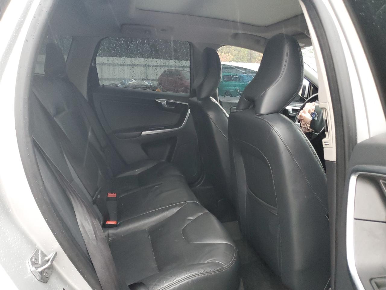 2015 Volvo Xc60 T6 Premier VIN: YV4902RK6F2689415 Lot: 89805015