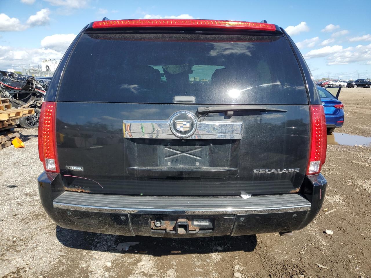 2009 Cadillac Escalade Luxury VIN: 1GYFK23229R262621 Lot: 85377285