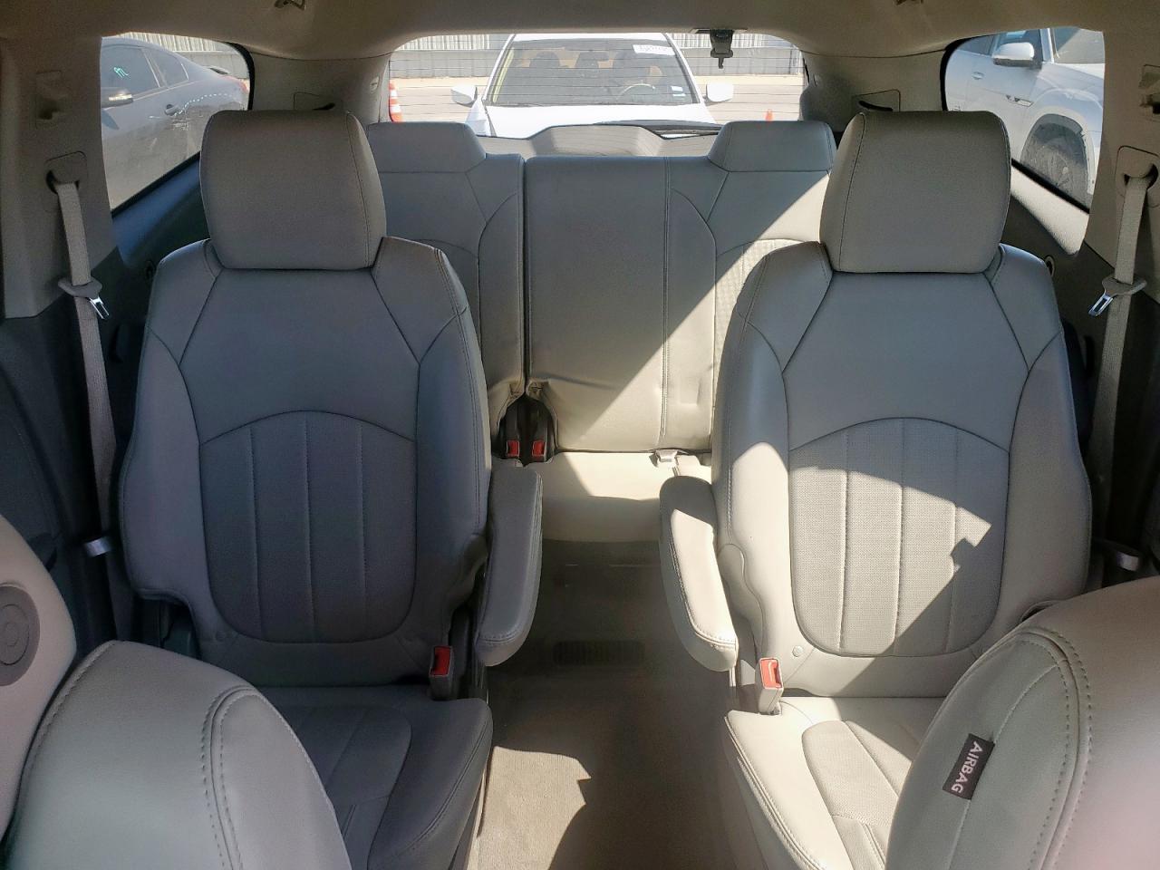 2017 Chevrolet Traverse Premier VIN: 1GNKRJKD8HJ337565 Lot: 82397165