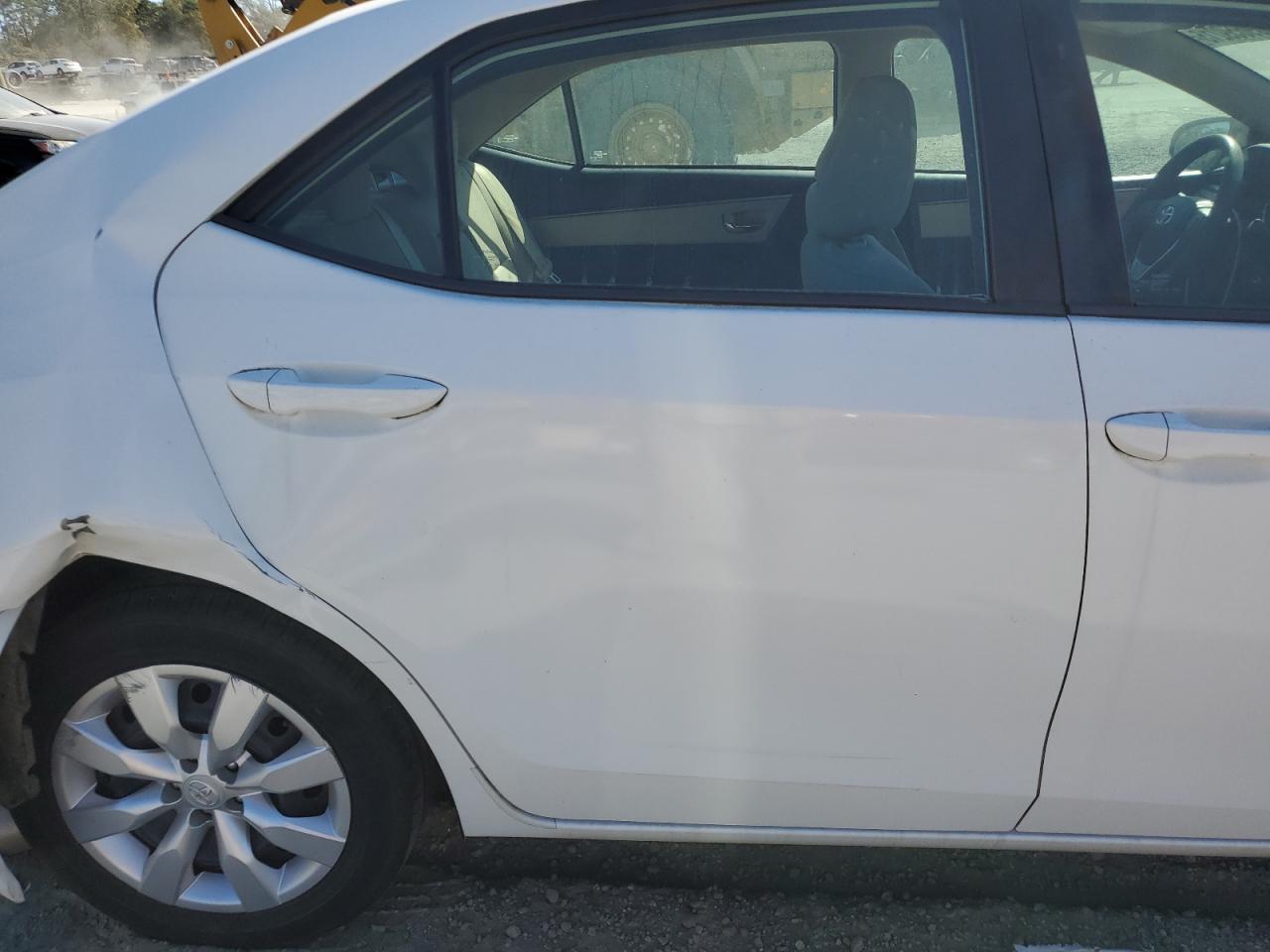 2015 Toyota Corolla L VIN: 2T1BURHE4FC259185 Lot: 89659215