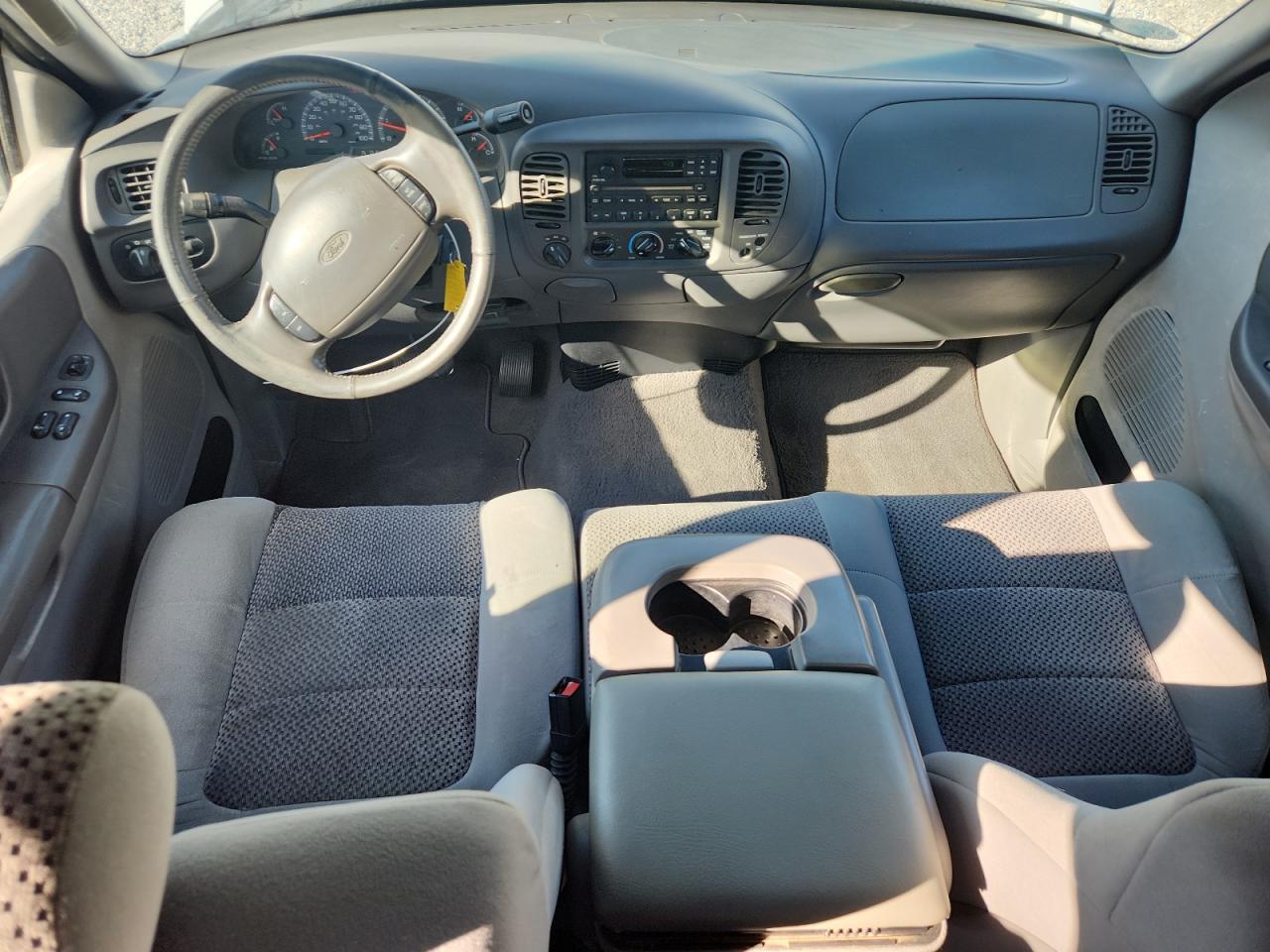 2002 Ford F150 VIN: 1FTRX18L32NB44414 Lot: 85088035