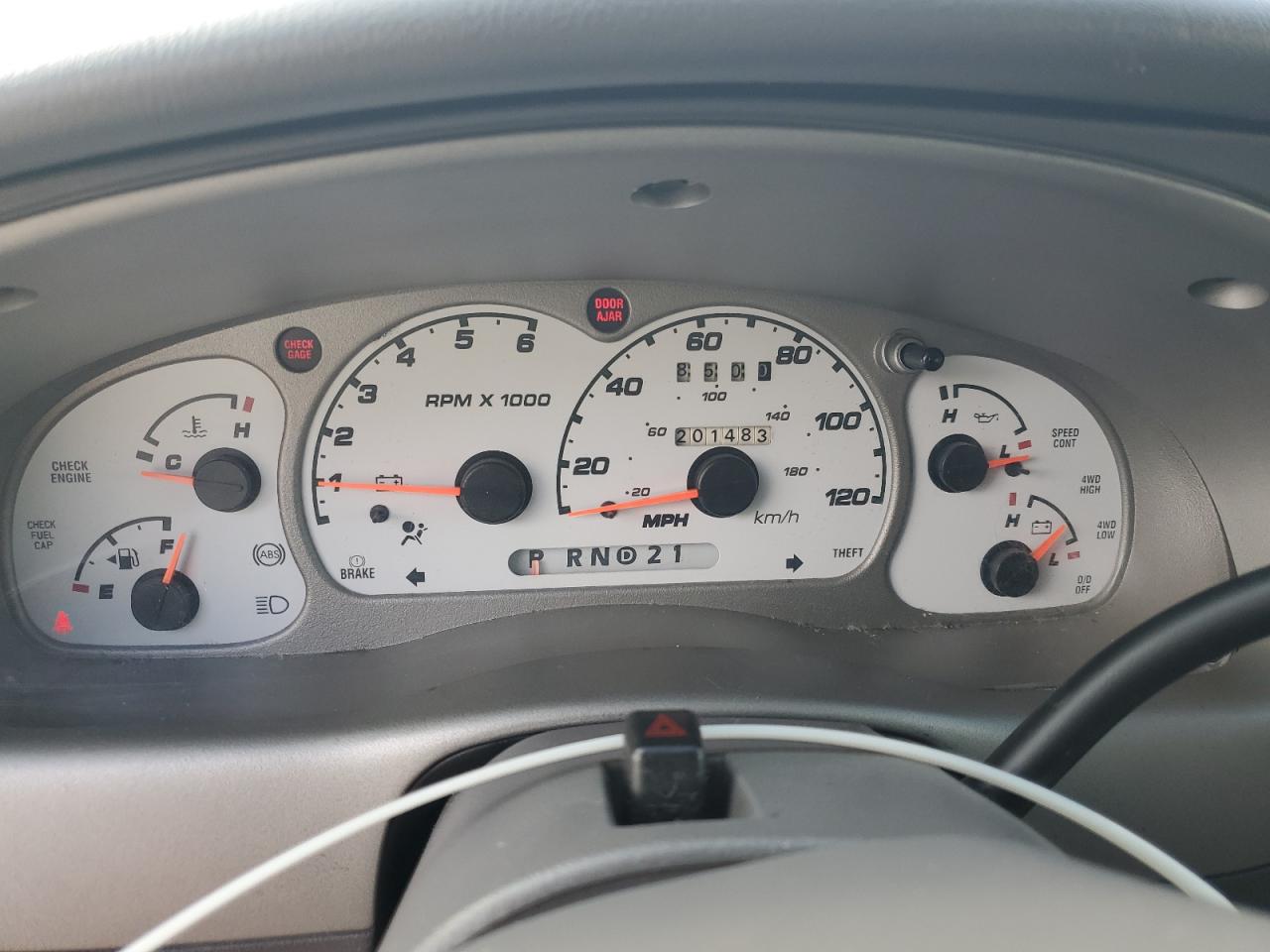 2002 Ford Explorer Sport Trac VIN: 1FMZU77E12UD25852 Lot: 90370455