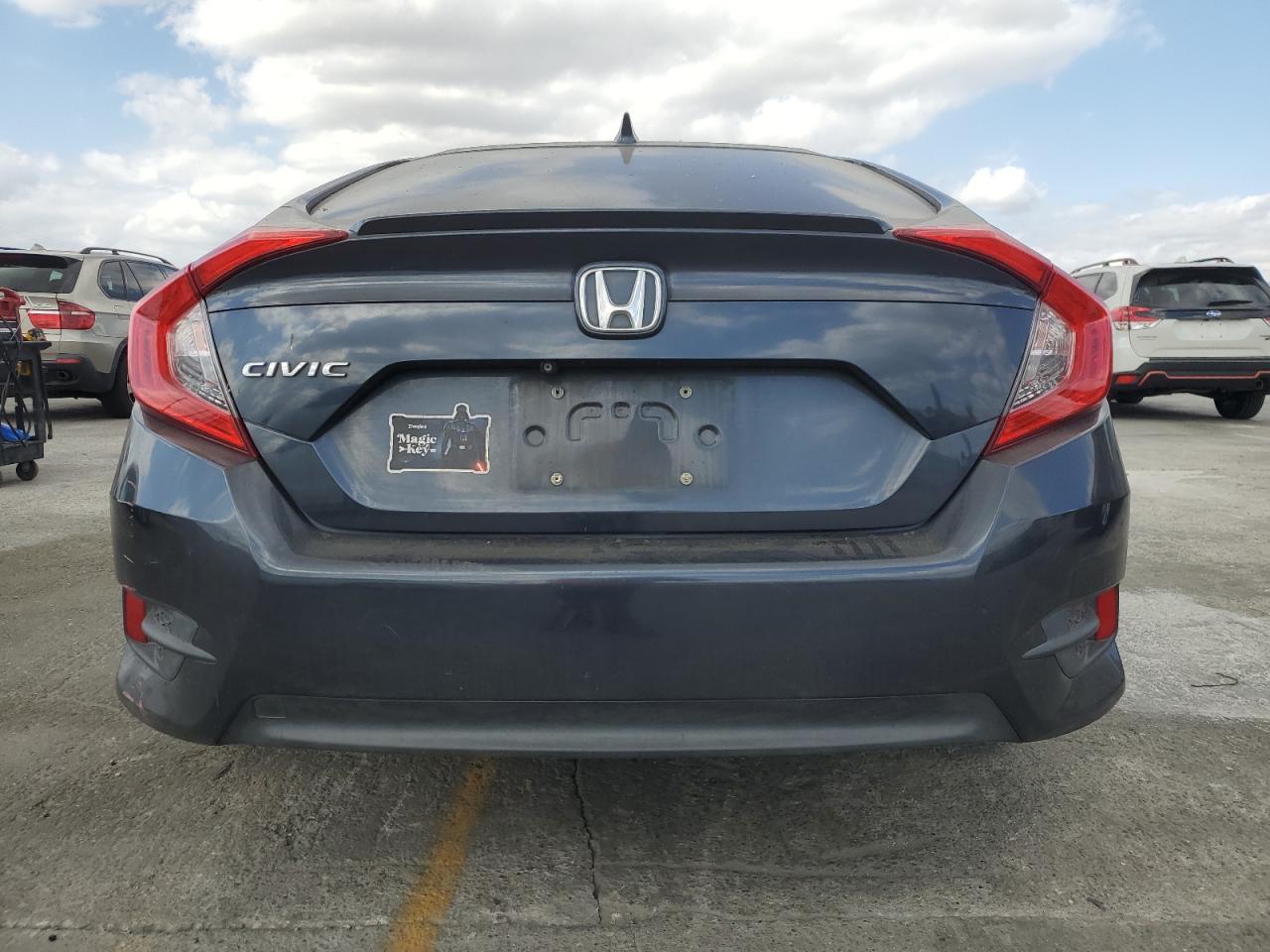 2018 Honda Civic Ex VIN: JHMFC1F35JX034676 Lot: 86608105