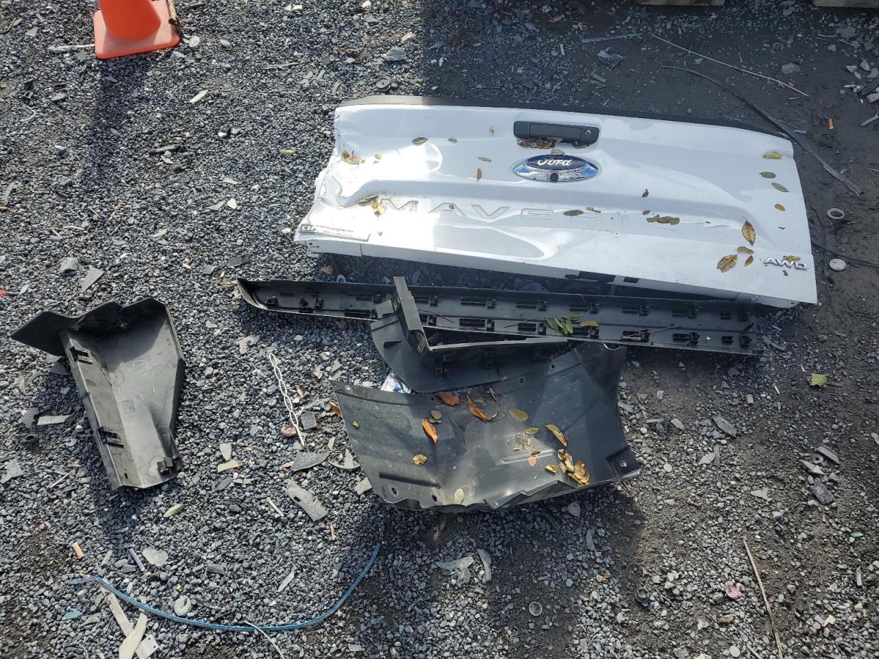 2024 Ford Maverick Xlt VIN: 3FTTW8J99RRA25645 Lot: 87384275