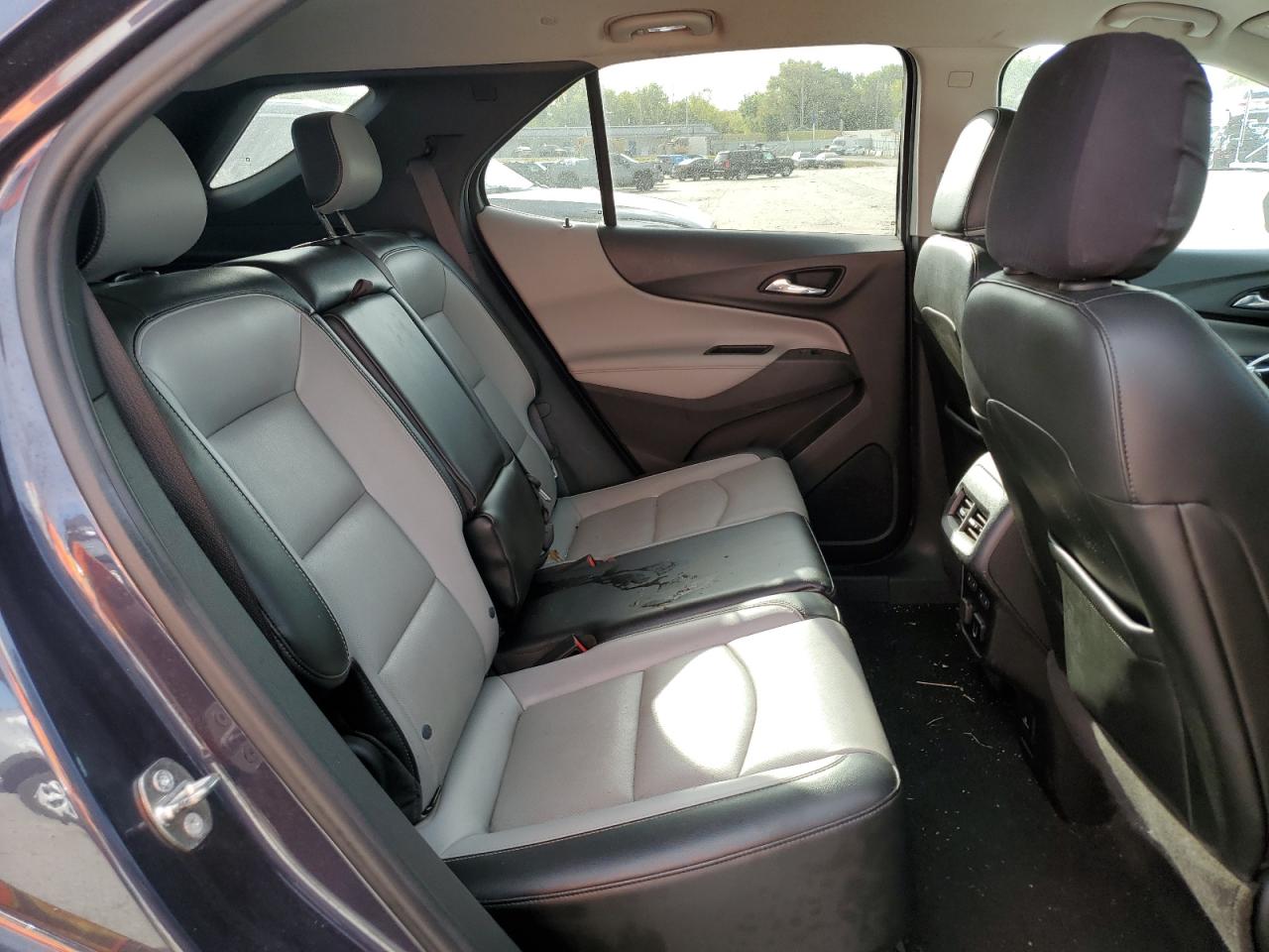 2018 Chevrolet Equinox Premier VIN: 3GNAXMEV7JS560837 Lot: 84935975