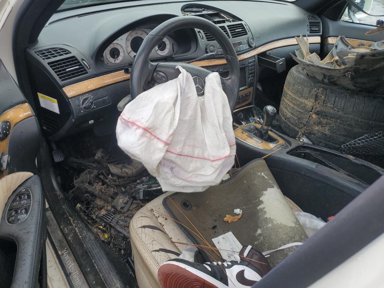 2009 Mercedes-Benz E 550 VIN: WDBUF72X49B377238 Lot: 85096285