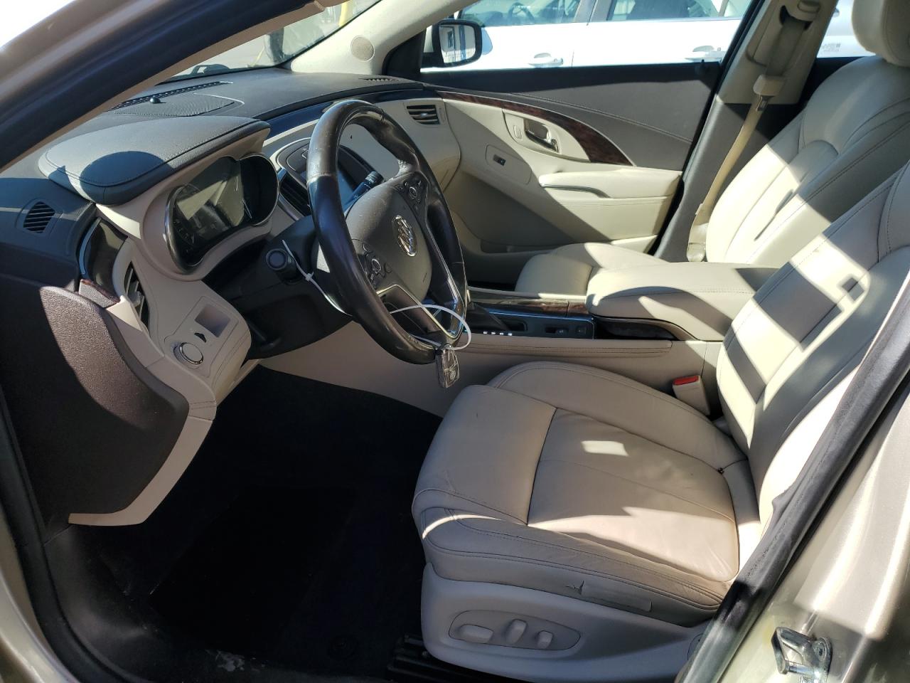 2015 Buick Lacrosse VIN: 1G4GB5G38FF275252 Lot: 84879505