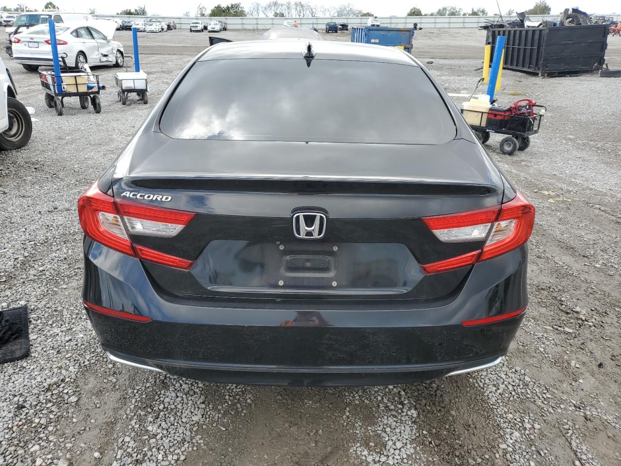 2018 Honda Accord Exl VIN: 1HGCV1F53JA087770 Lot: 85873705