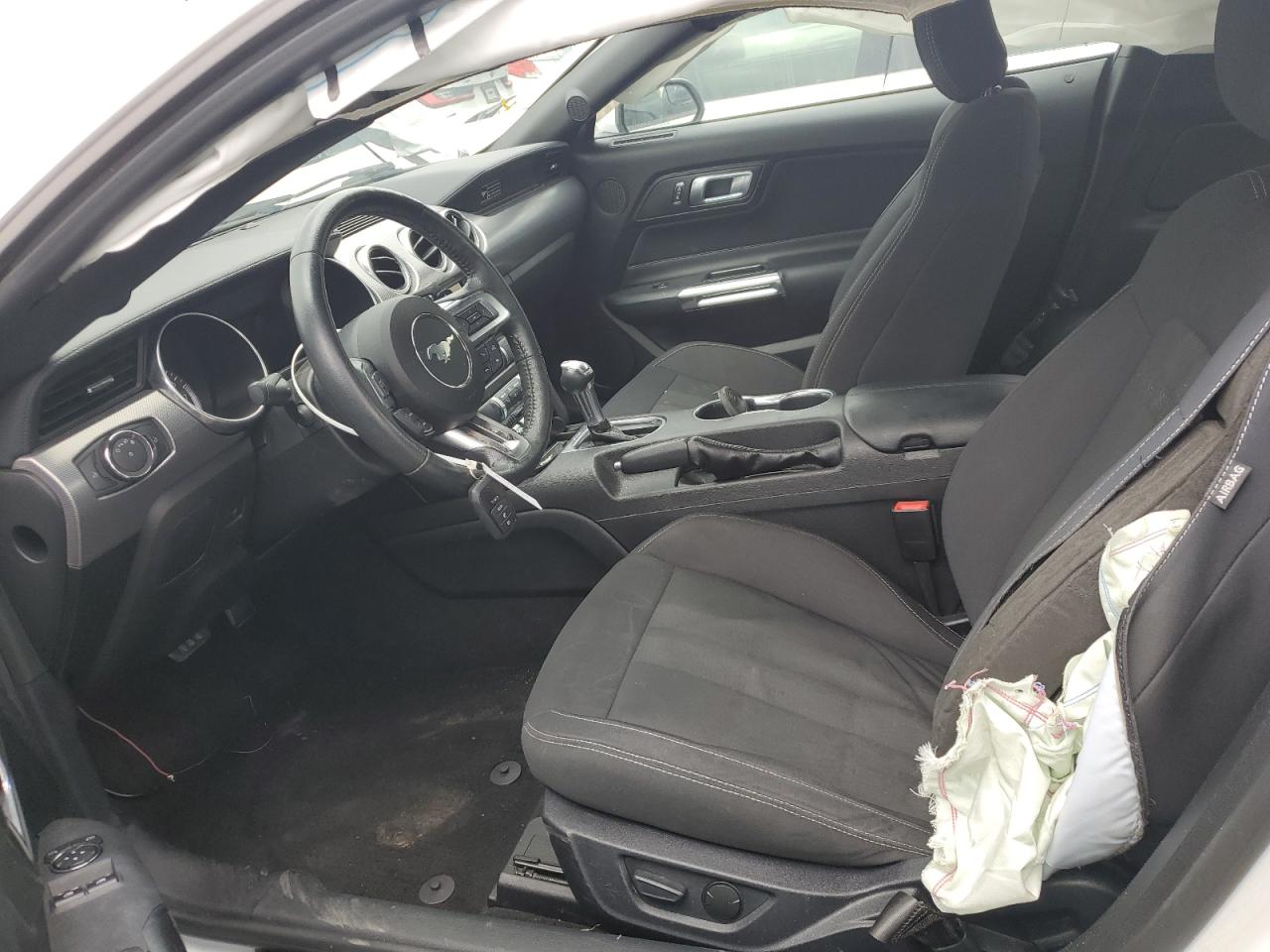 2020 Ford Mustang VIN: 1FA6P8TH6L5100526 Lot: 82256175