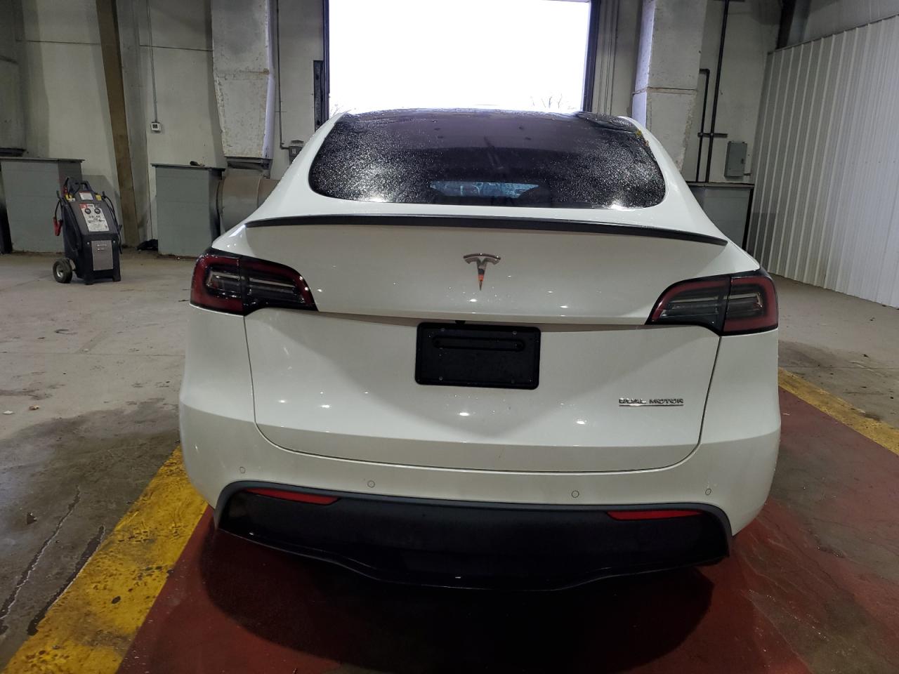 2022 Tesla Model Y VIN: 7SAYGDEF3NF370342 Lot: 90221975