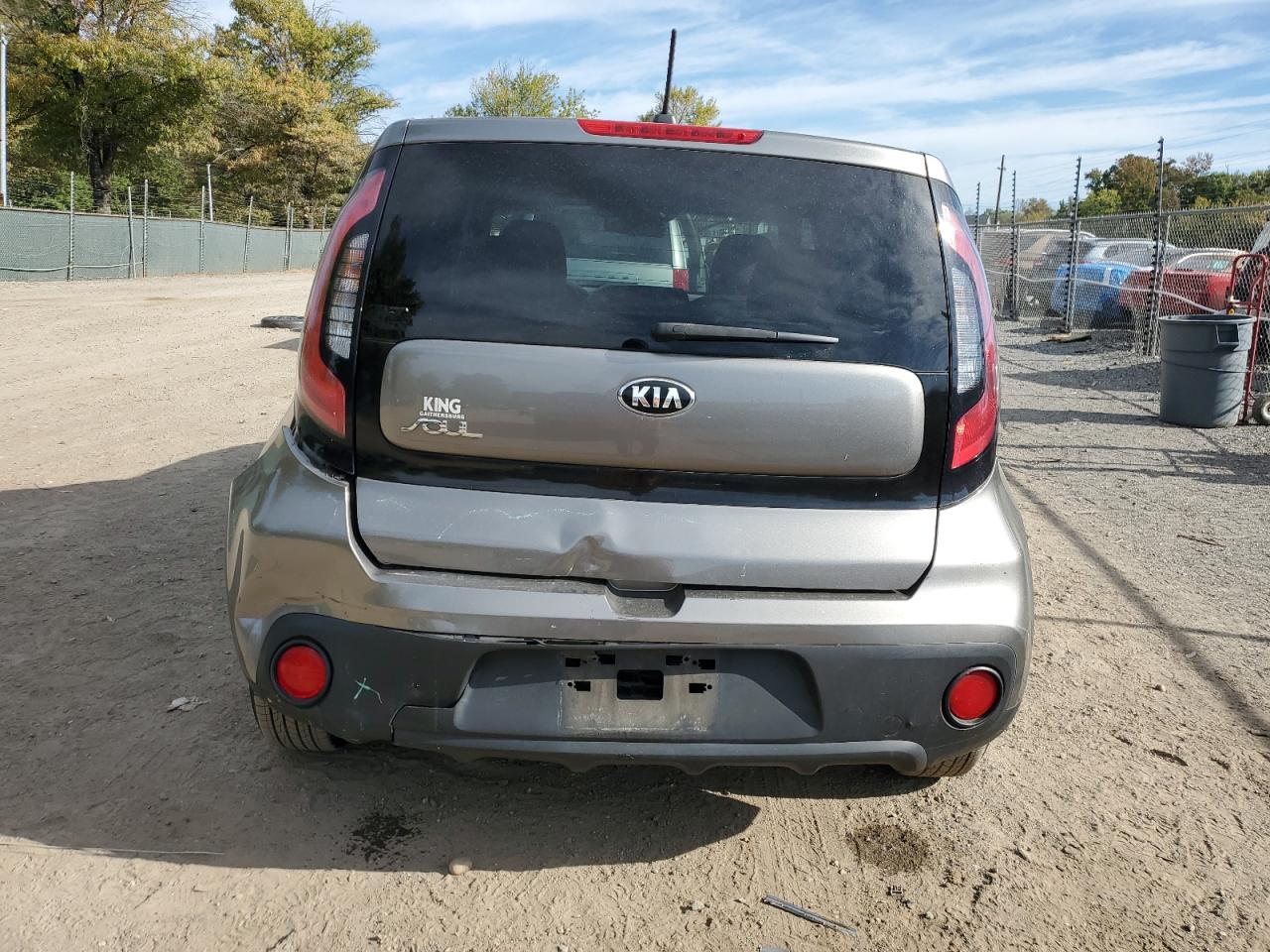 2017 Kia Soul VIN: KNDJN2A24H7465448 Lot: 82305345