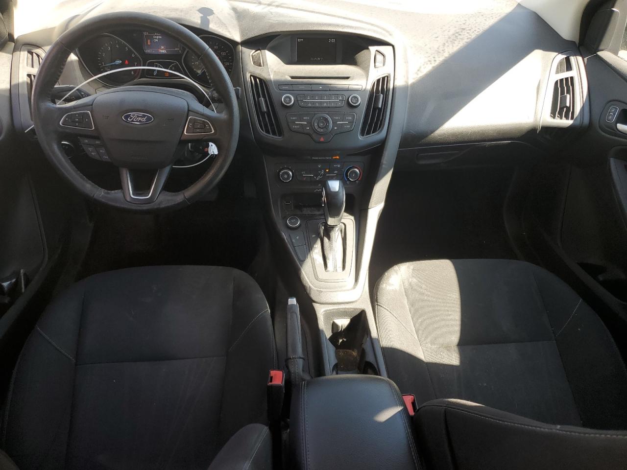 2015 Ford Focus Se VIN: 1FADP3F20FL374743 Lot: 85166095