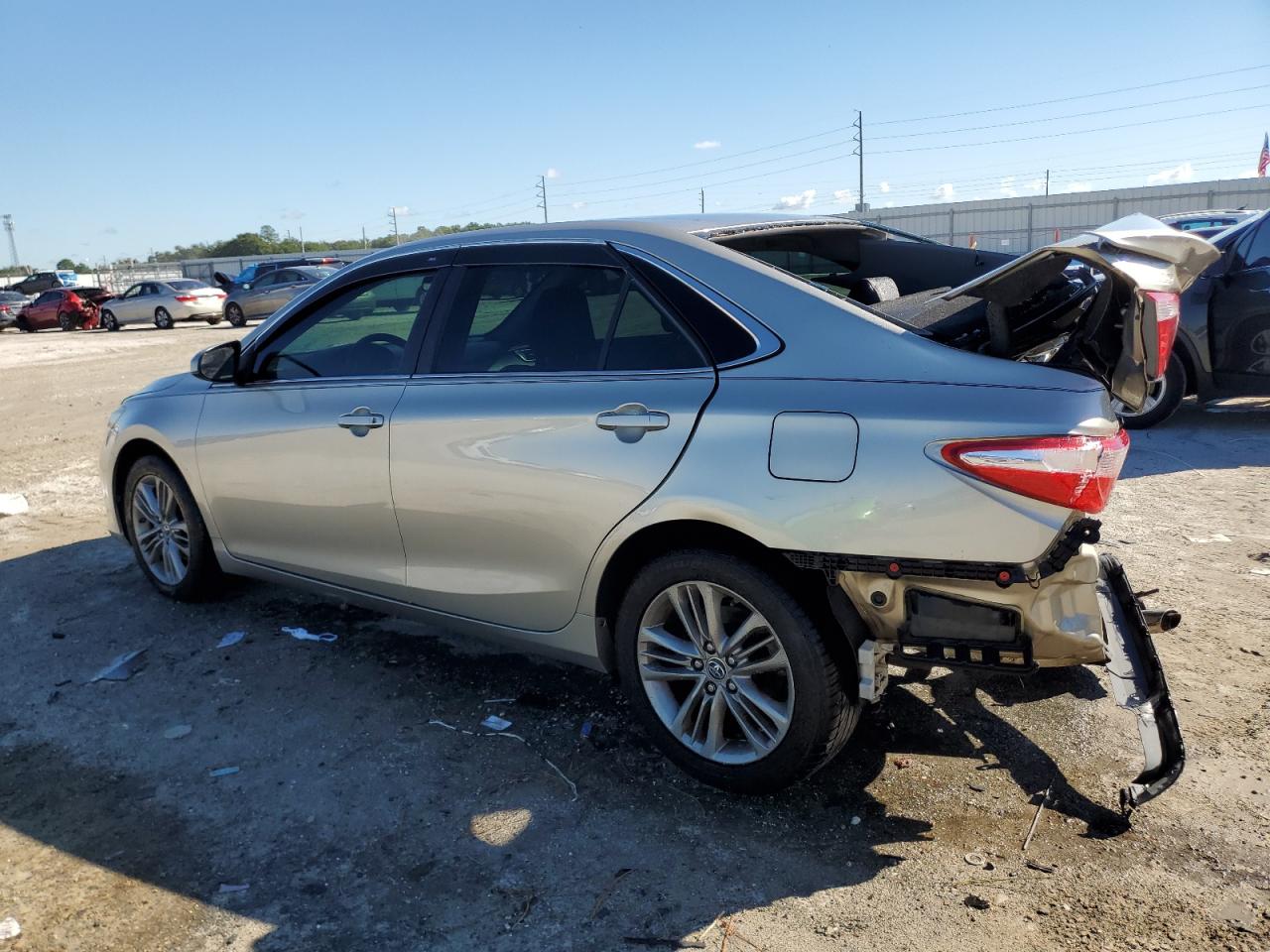 2015 Toyota Camry Le VIN: 4T1BF1FK4FU937596 Lot: 86591525