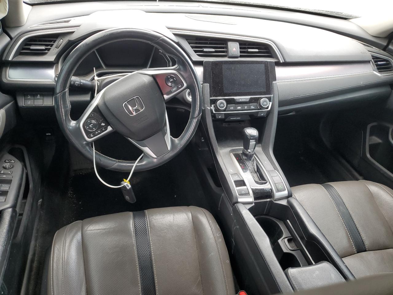 2018 Honda Civic Touring VIN: 19XFC1F98JE000334 Lot: 82198815