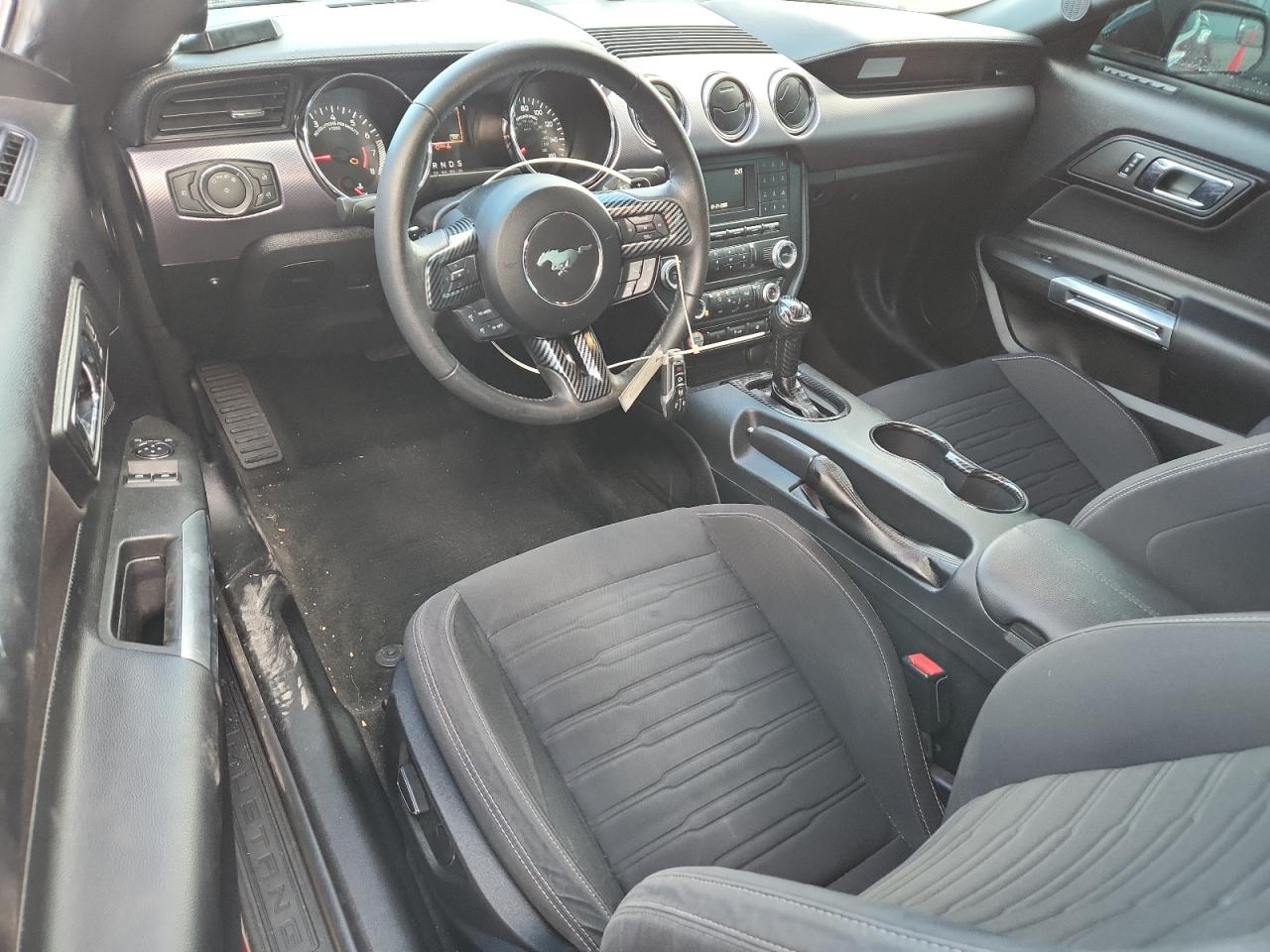 2017 Ford Mustang VIN: 1FA6P8THXH5306522 Lot: 89694725