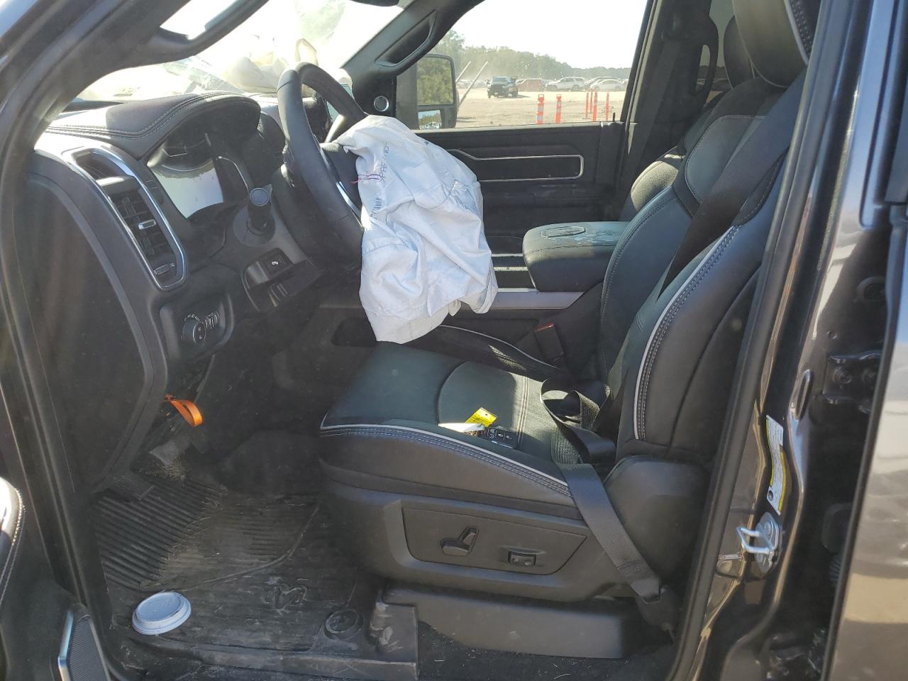 2025 Ram 2500 Laramie VIN: 3C63R5NL1SG549117 Lot: 86866095