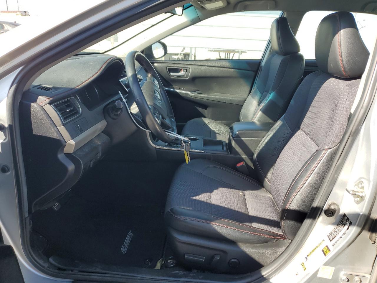 2015 Toyota Camry Le VIN: 4T1BF1FK1FU889930 Lot: 82332905