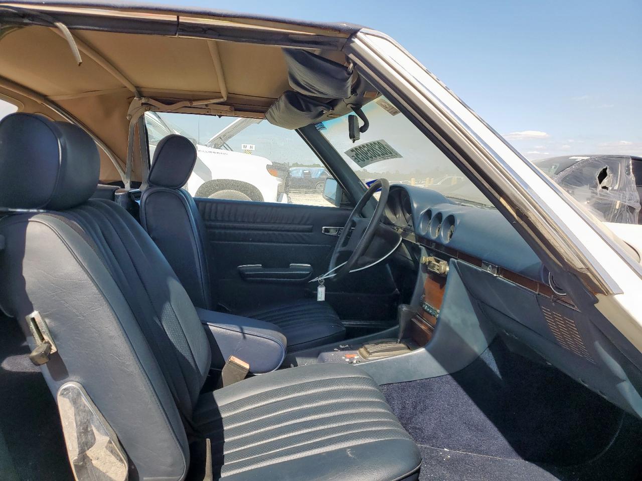 1982 Mercedes-Benz 380 Sl VIN: WDBBA45A4CB008561 Lot: 86286905