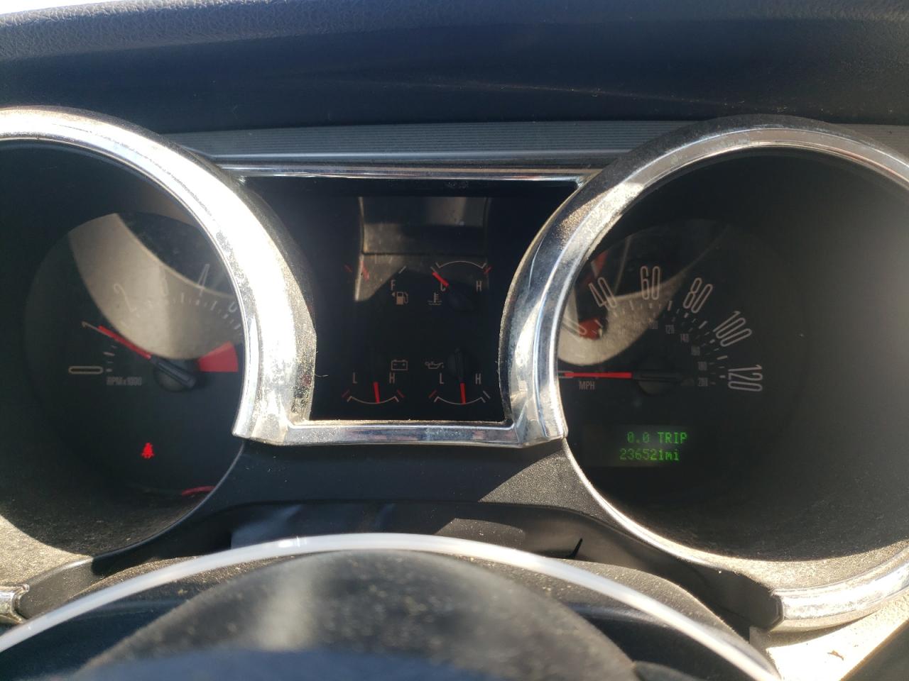 2008 Ford Mustang VIN: 1ZVHT80N285155570 Lot: 85408105