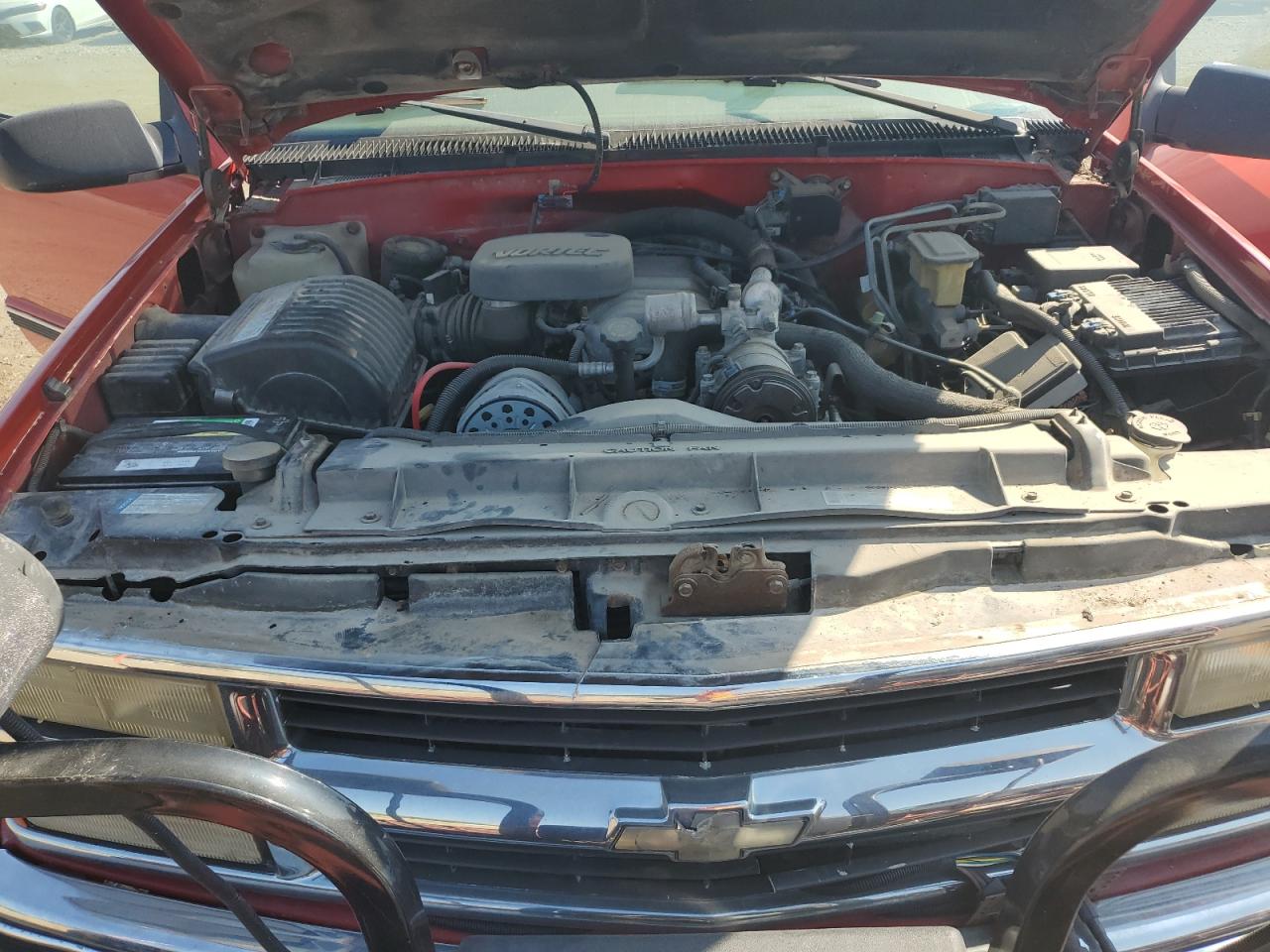 2000 Chevrolet Gmt-400 K2500 VIN: 1GCGK24J2YR183738 Lot: 84899265