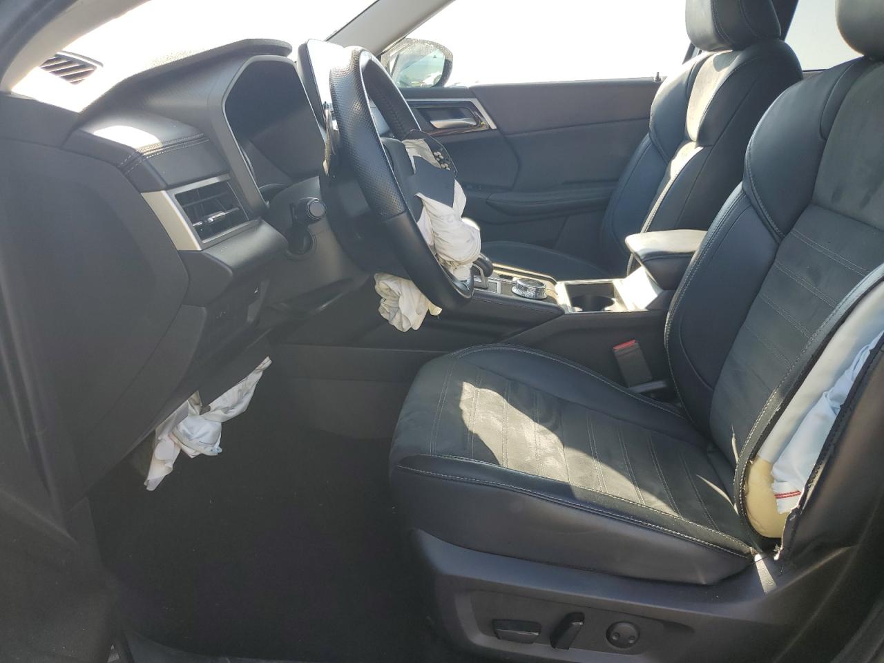 2023 Mitsubishi Outlander Se VIN: JA4J3UA85PZ057236 Lot: 82755125