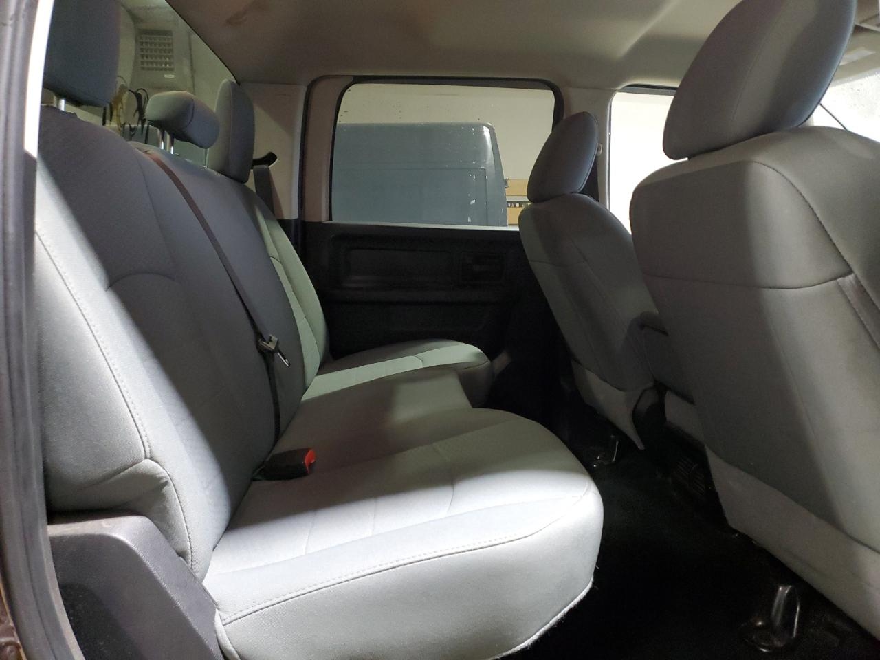 2015 Ram 2500 St VIN: 3C6TR5CJ9FG663258 Lot: 82405095