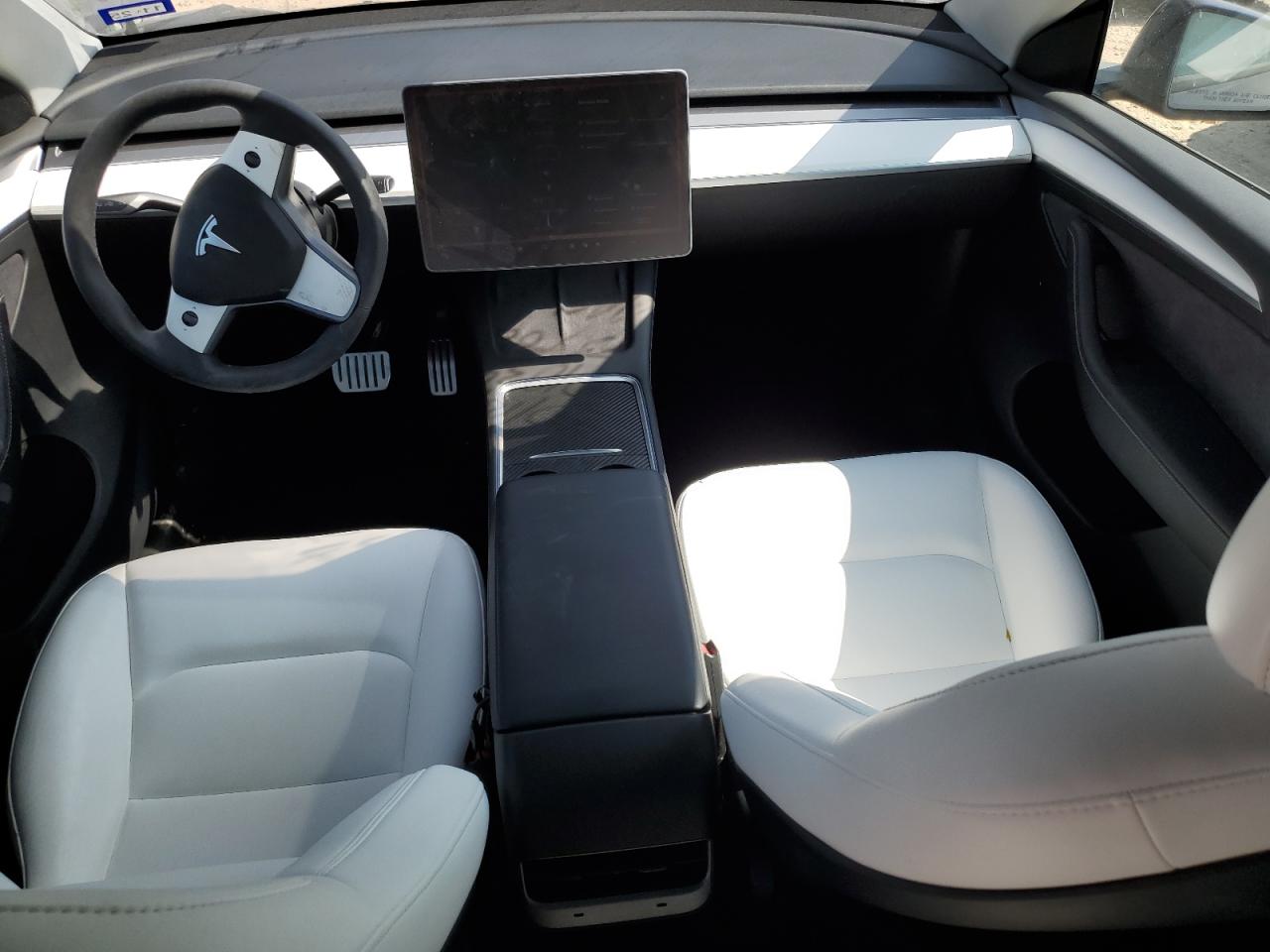 2022 Tesla Model Y VIN: 7SAYGDEF0NF537627 Lot: 89491235