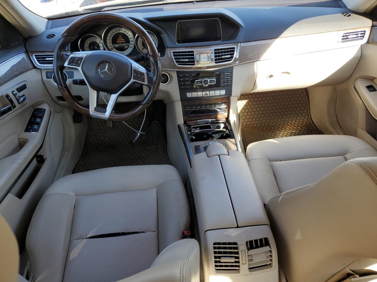 2014 Mercedes-Benz E 350 VIN: WDDHF5KB4EA856602 Lot: 84775295