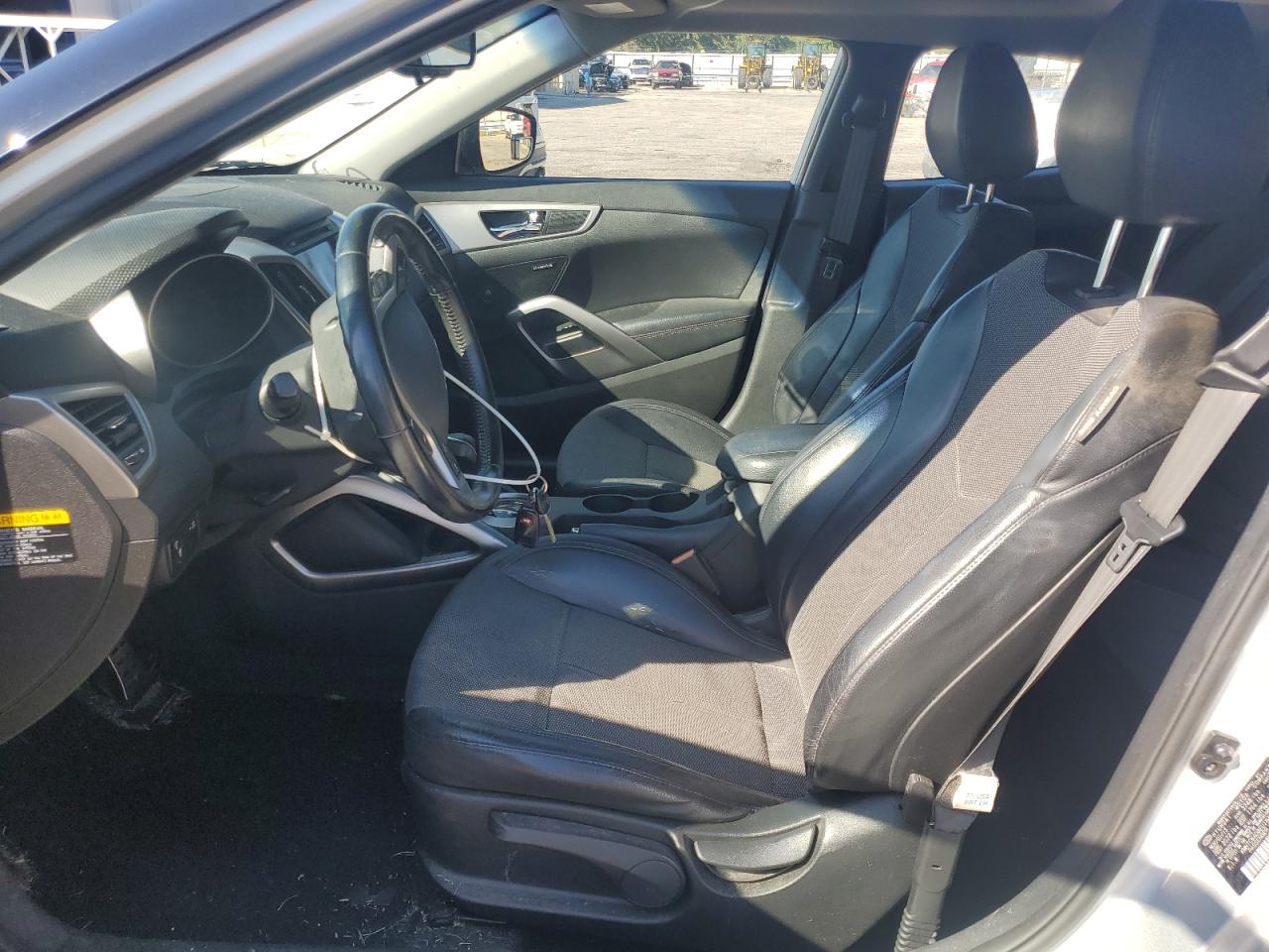 2014 Hyundai Veloster VIN: KMHTC6AD8EU184561 Lot: 85327375