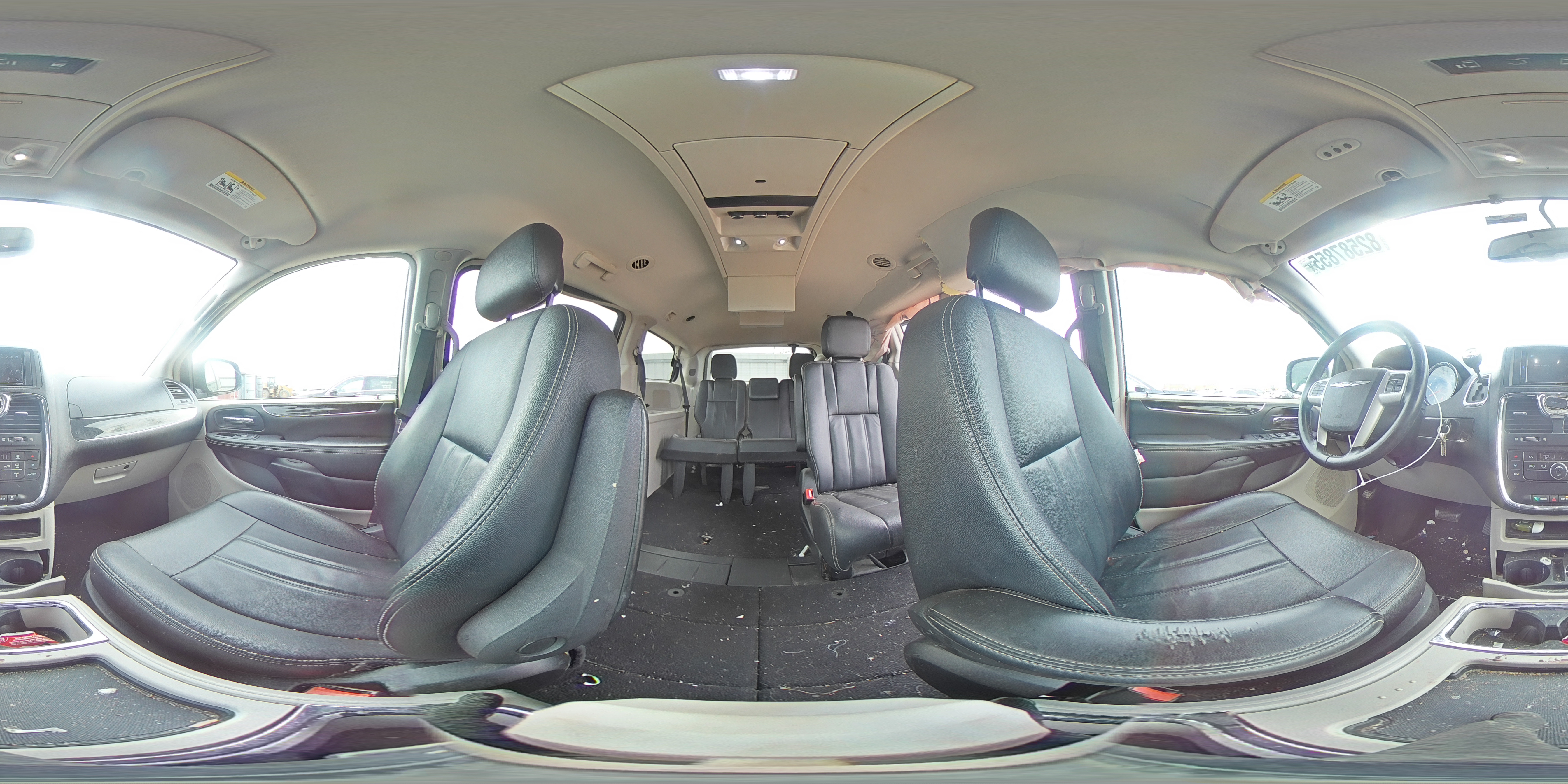 2016 Chrysler Town & Country Touring VIN: 2C4RC1BG4GR173048 Lot: 82587855