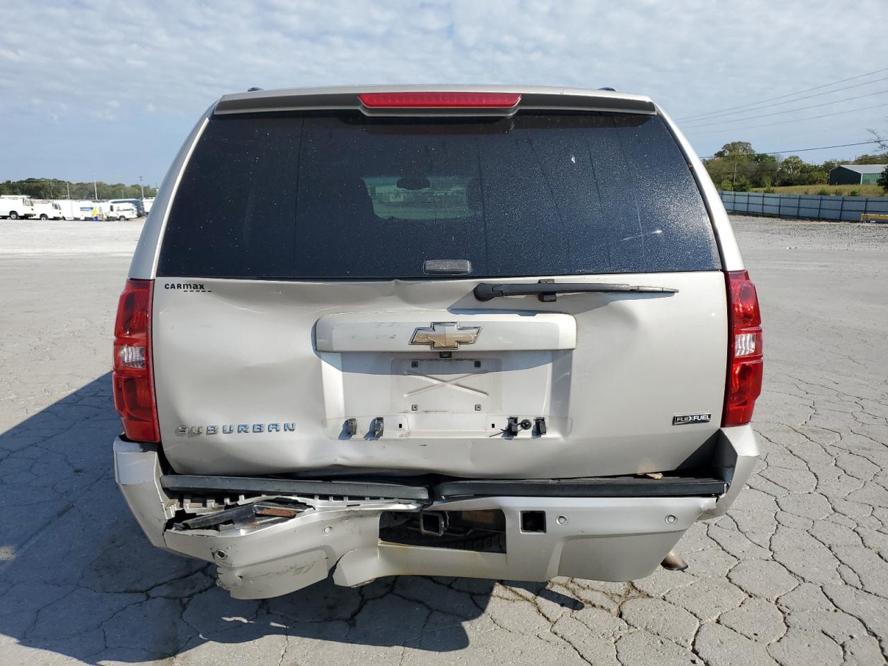 2008 Chevrolet Suburban K1500 Ls VIN: 1GNFK16308J213927 Lot: 81918815