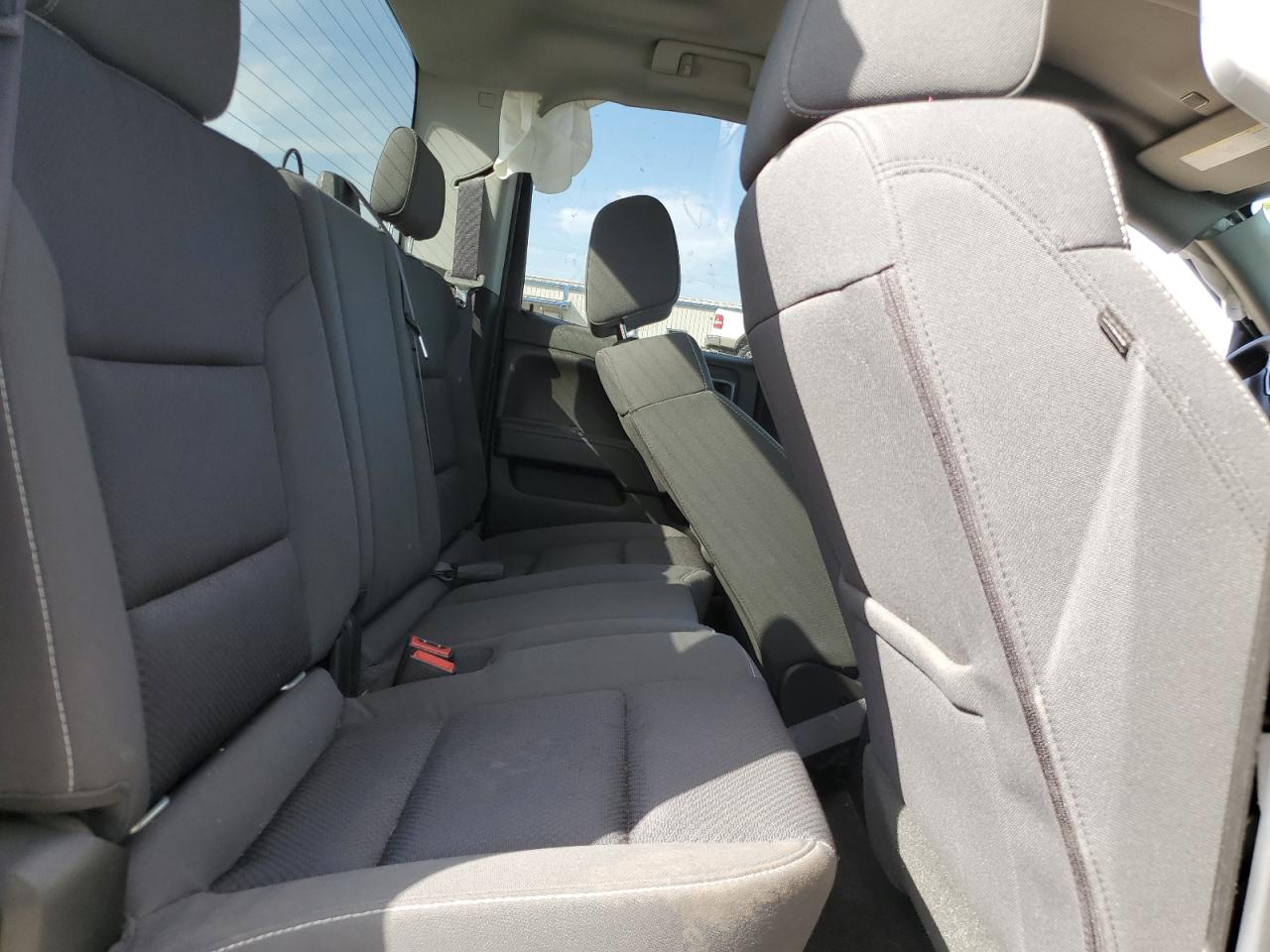 2017 Chevrolet Silverado K1500 Lt VIN: 1GCVKREC3HZ267874 Lot: 82183315