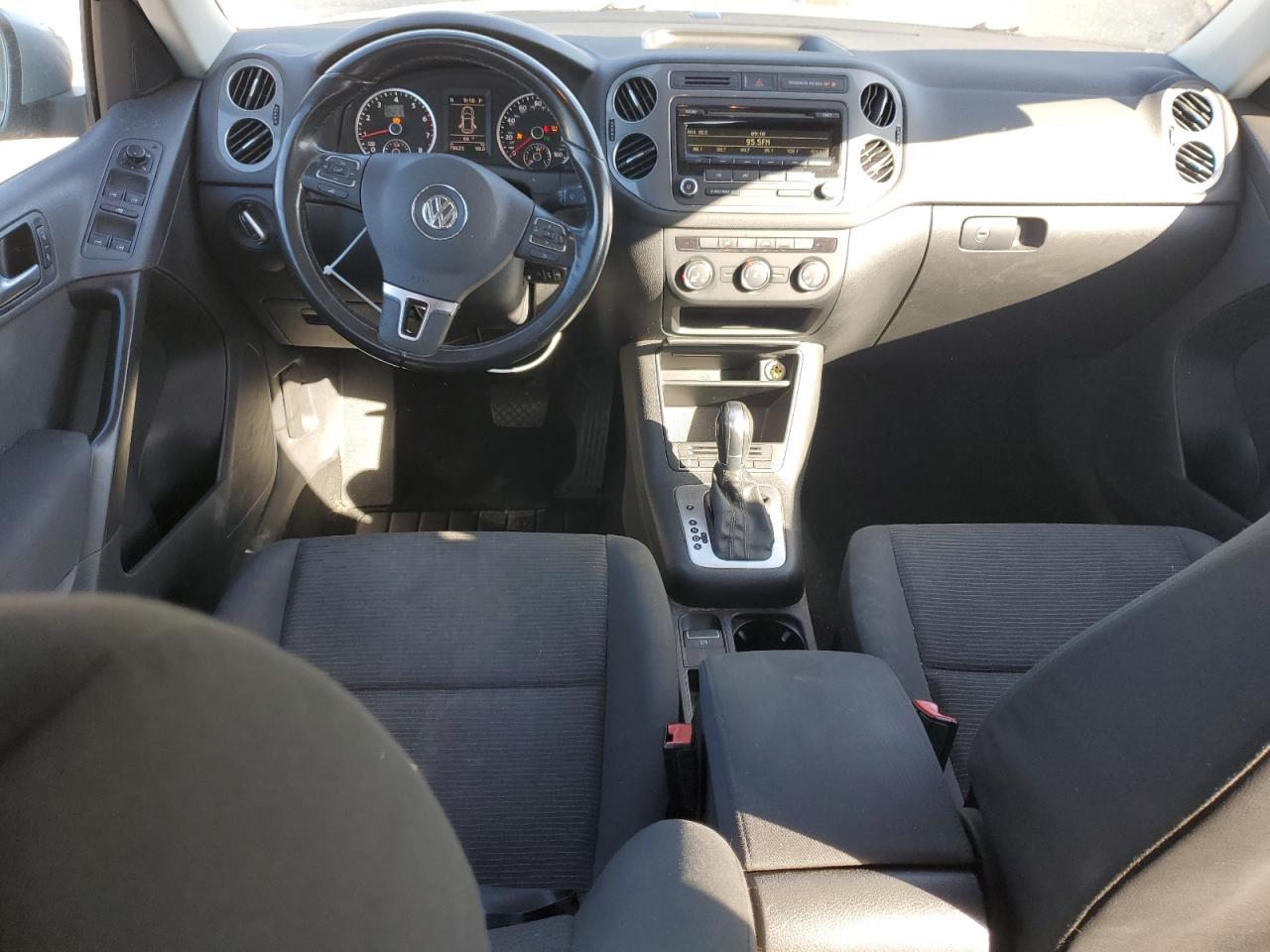 2014 Volkswagen Tiguan S VIN: WVGAV3AX9EW625743 Lot: 85905725