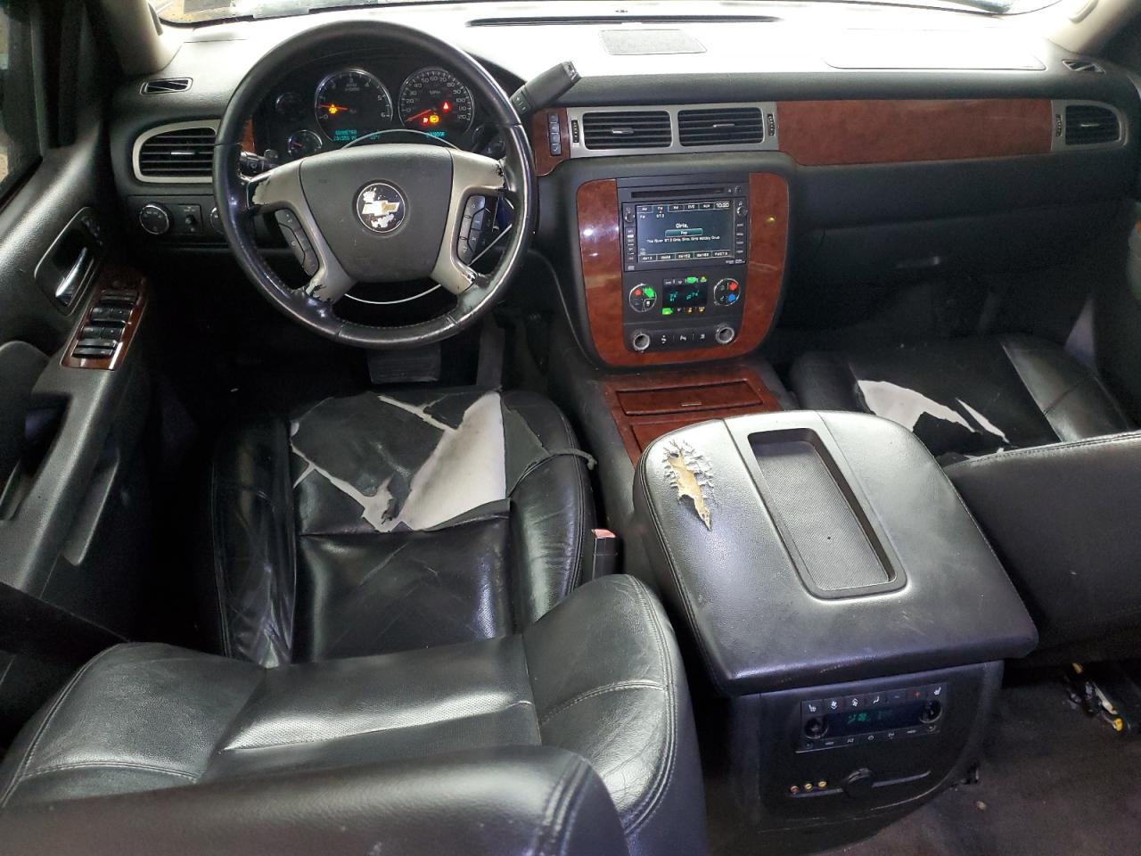 2010 Chevrolet Tahoe K1500 Ltz VIN: 1GNUKCE08AR285010 Lot: 90216115