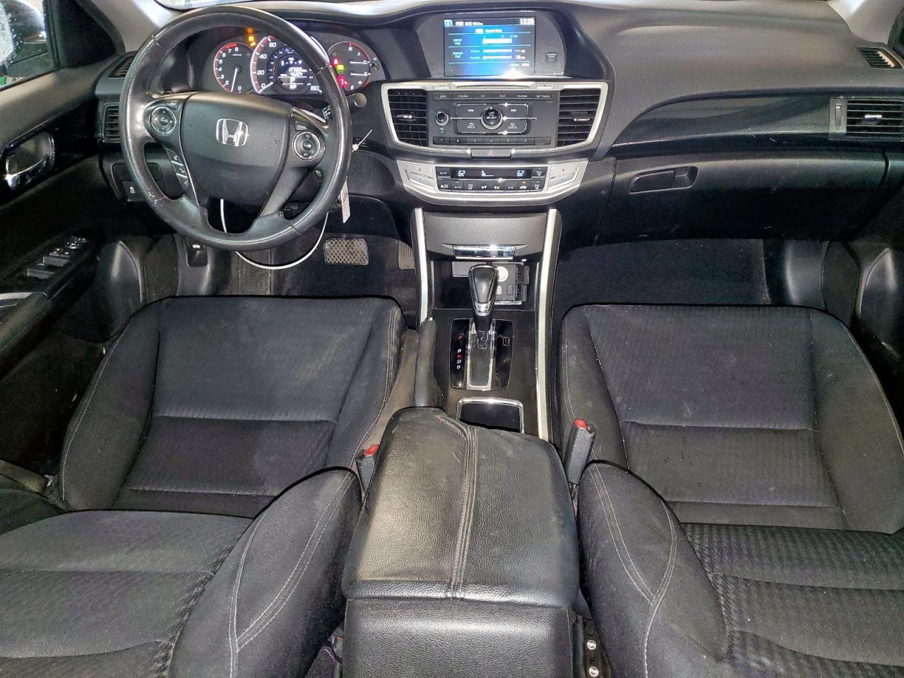 2015 Honda Accord Sport VIN: 1HGCR2F54FA052737 Lot: 82403955