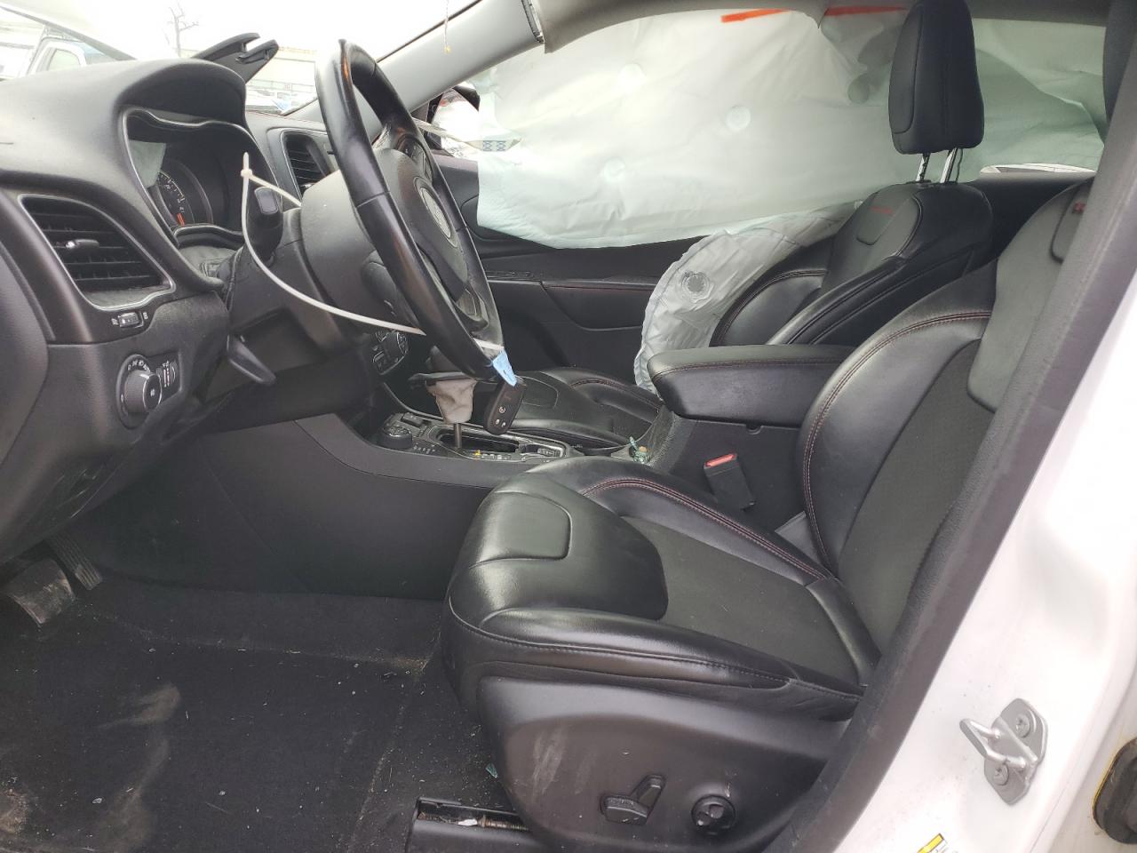 2019 Jeep Cherokee Trailhawk VIN: 1C4PJMBX2KD492278 Lot: 90598955