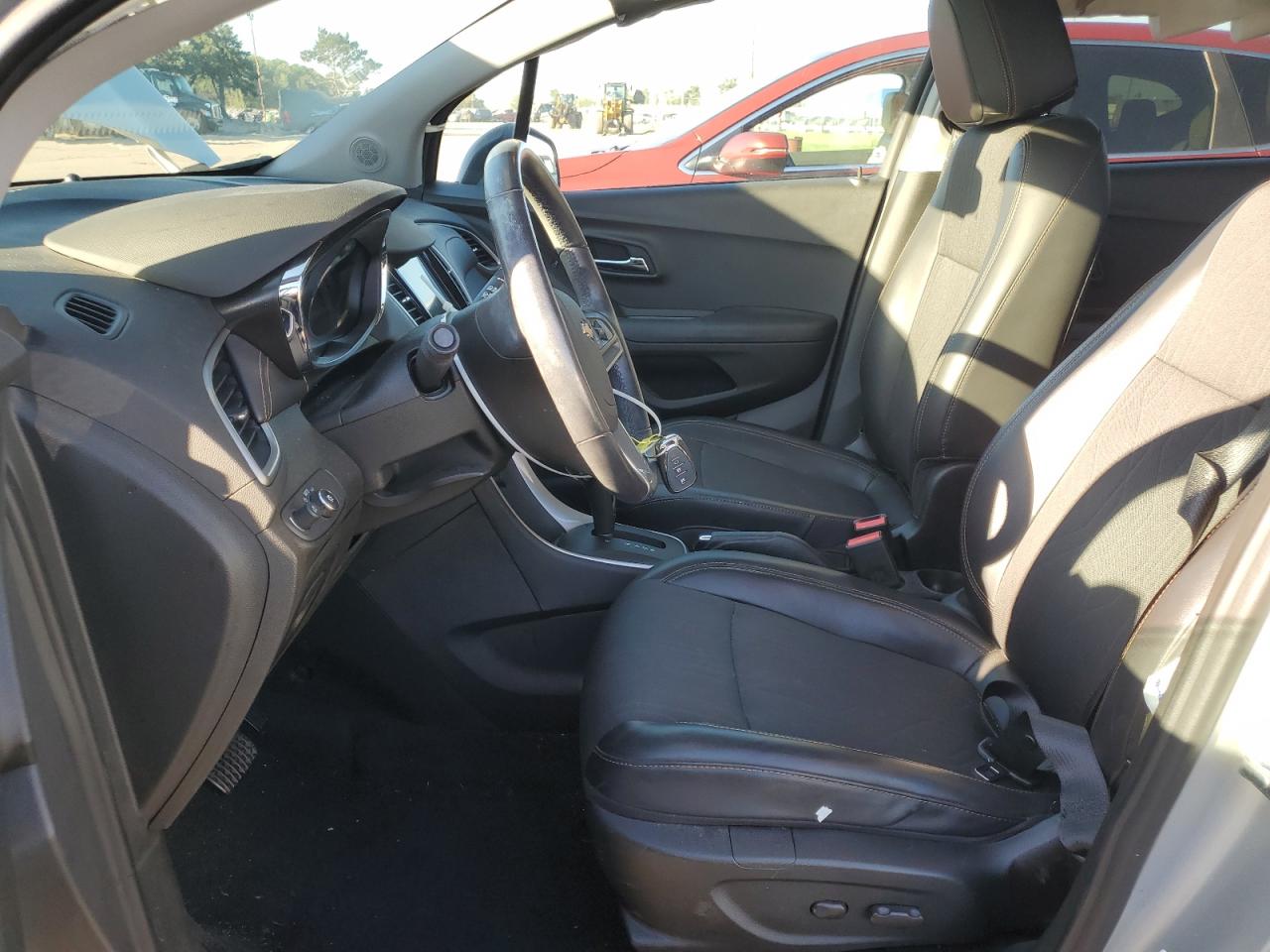 2019 Chevrolet Trax 1Lt VIN: 3GNCJLSB3KL211927 Lot: 84070885