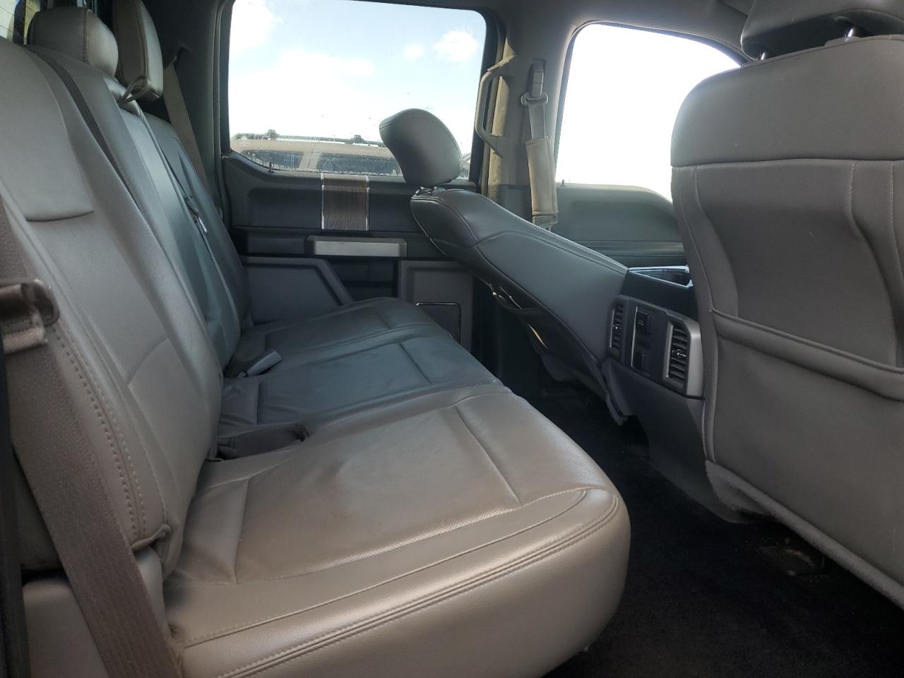 2015 Ford F150 Supercrew VIN: 1FTFW1EG0FKE59255 Lot: 90458445