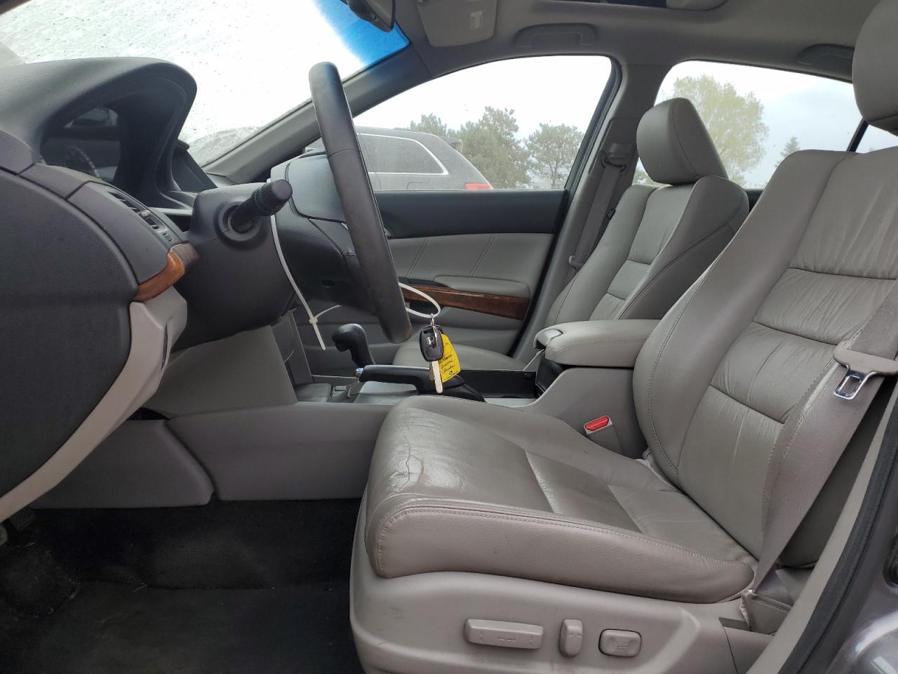 2011 Honda Accord Exl VIN: 1HGCP3F81BA018061 Lot: 86137695