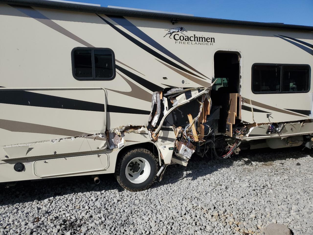 2020 Ford Econoline E450 Super Duty Cutaway Van VIN: 1FDXE4FS3KDC19560 Lot: 90819385