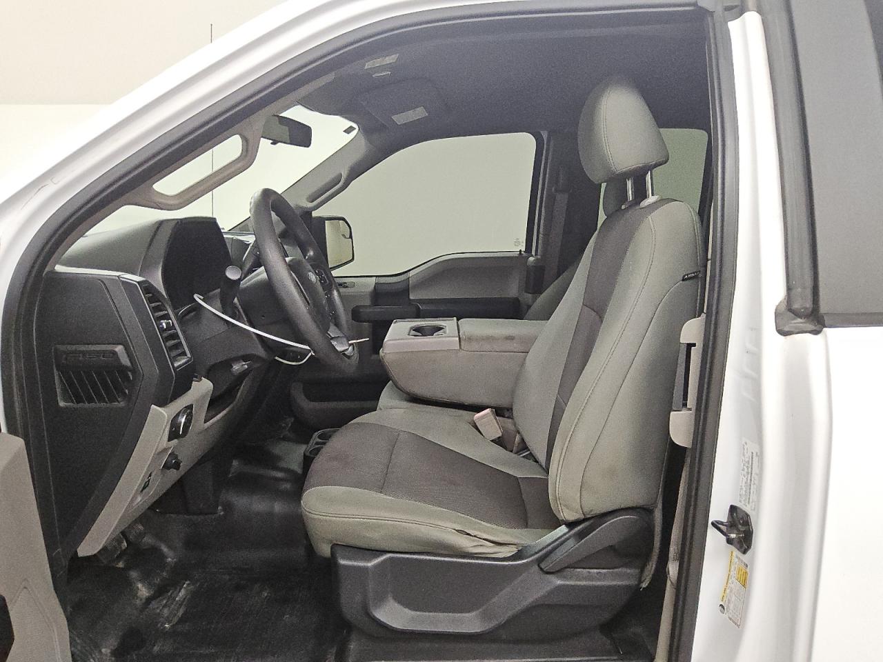 2018 Ford F150 Super Cab VIN: 1FTFX1EG3JFA35891 Lot: 91744765