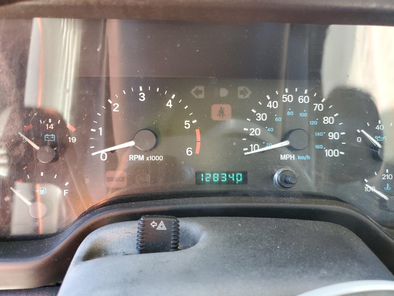 2000 Jeep Wrangler / Tj Sport VIN: 1J4FA49S1YP796600 Lot: 82574545
