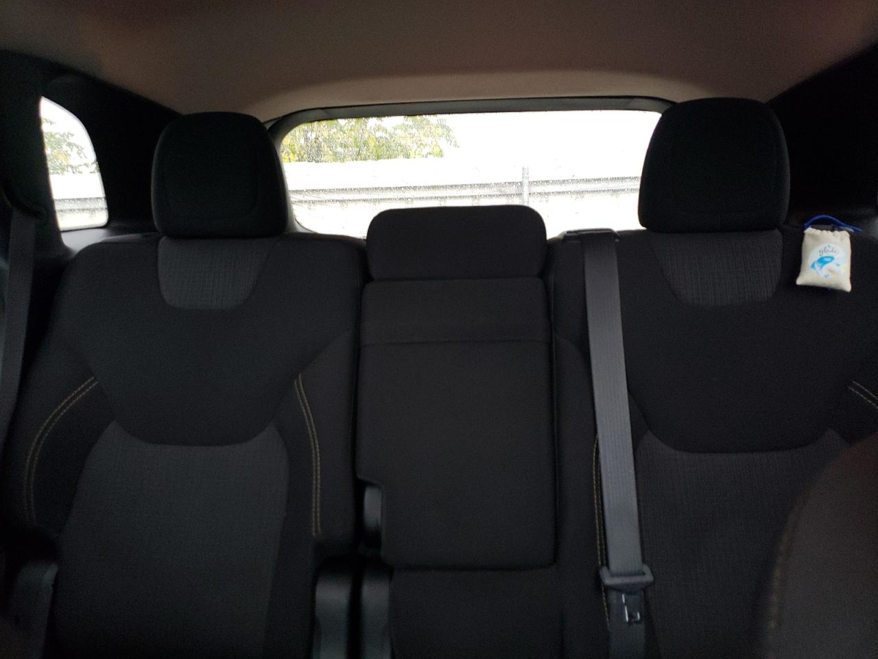 2015 Jeep Cherokee Latitude VIN: 1C4PJMCB8FW789326 Lot: 82280835