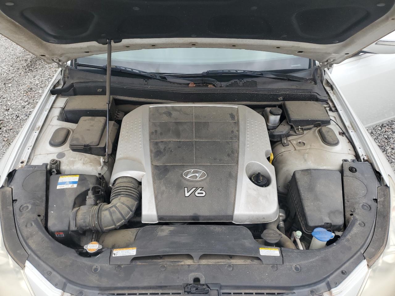 2011 Hyundai Genesis 3.8L VIN: KMHGC4DEXBU112928 Lot: 90875995